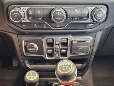 2020 Jeep Wrangler Unlimited Sahara Altitude 4x4