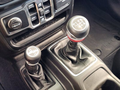 2020 Jeep Wrangler Unlimited Sahara Altitude 4x4