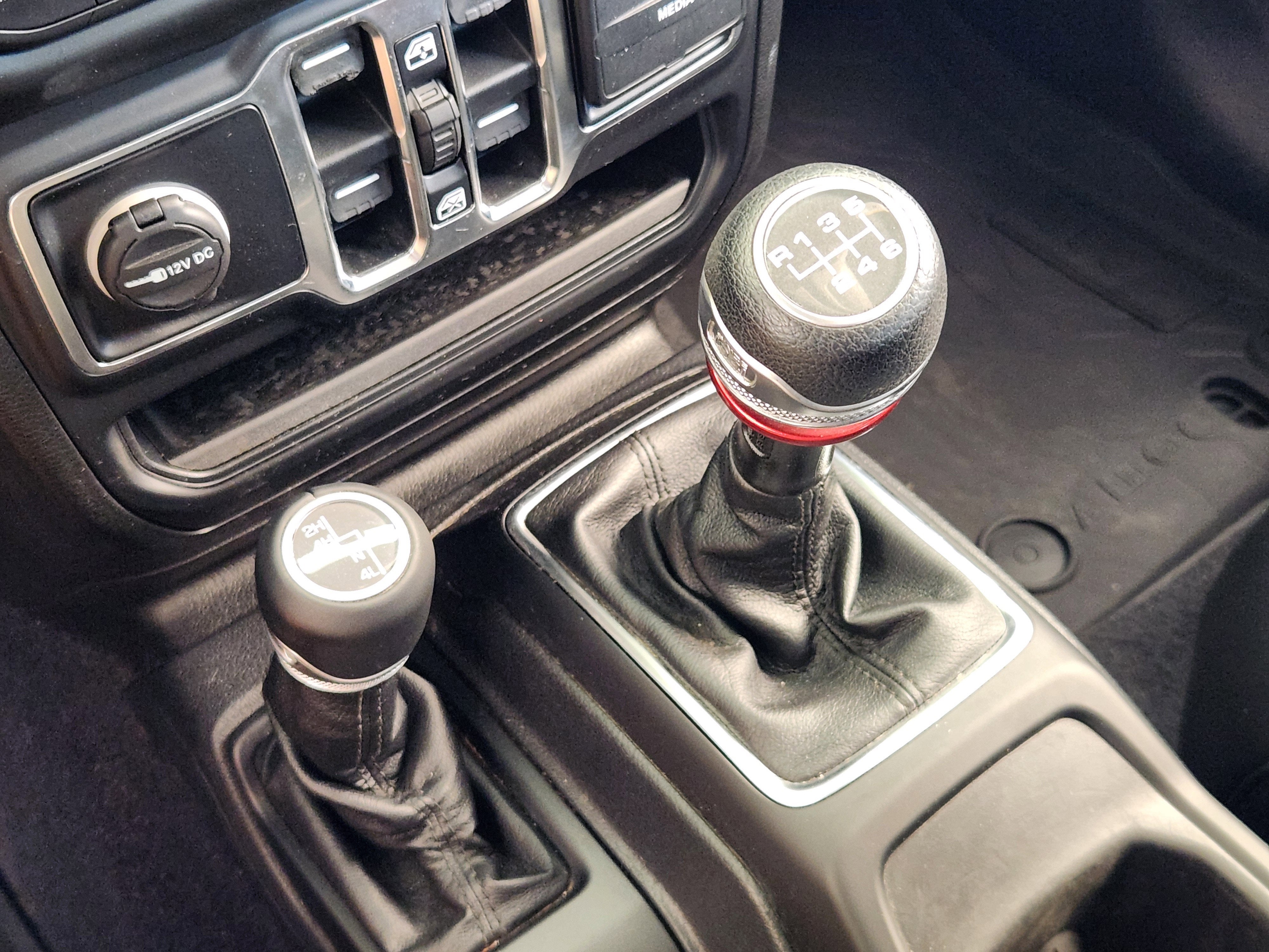 2020 Jeep Wrangler Unlimited Sahara Altitude 4x4