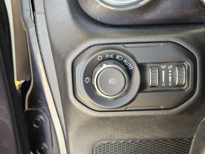 2020 Jeep Wrangler Unlimited Sahara Altitude 4x4