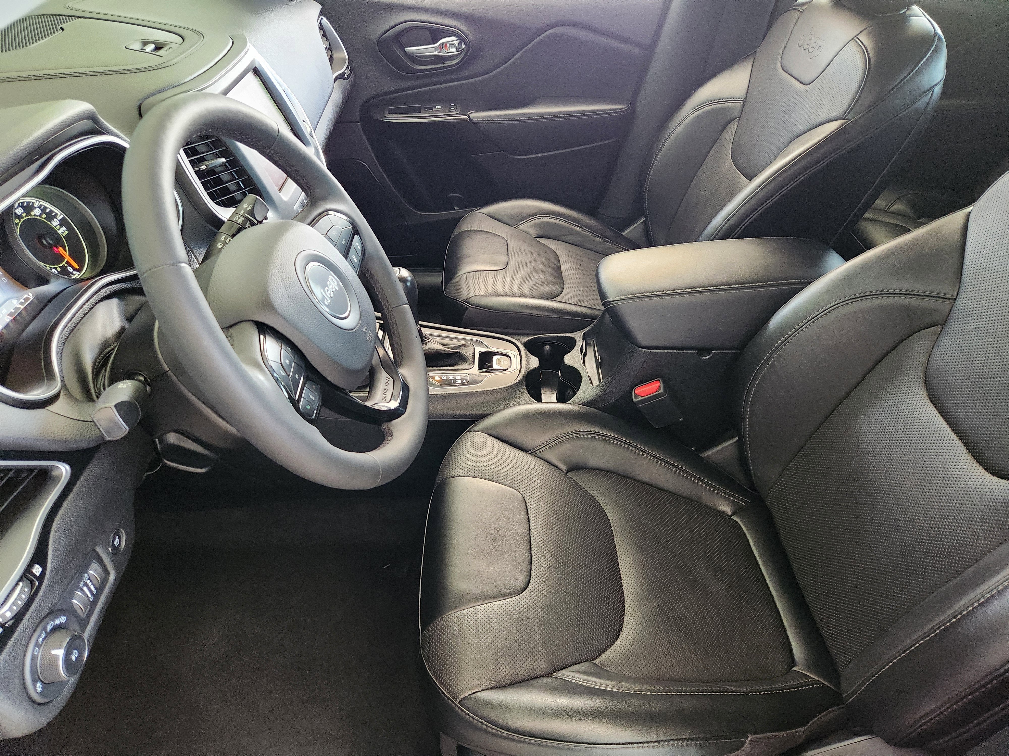 2023 Jeep Cherokee Altitude Lux 4x4