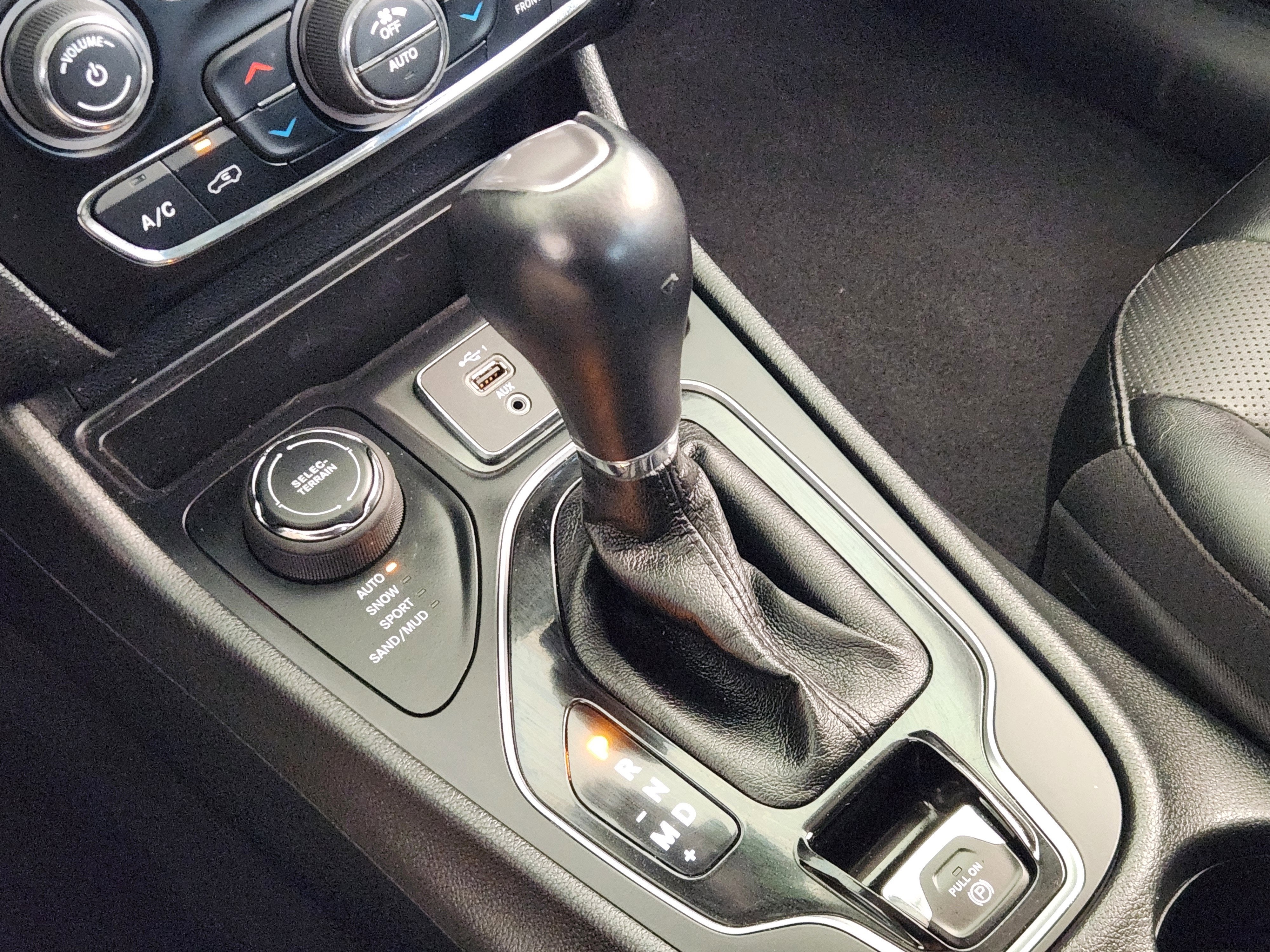 2023 Jeep Cherokee Altitude Lux 4x4