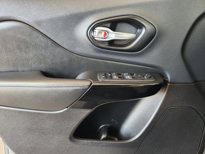 2023 Jeep Cherokee Altitude Lux 4x4