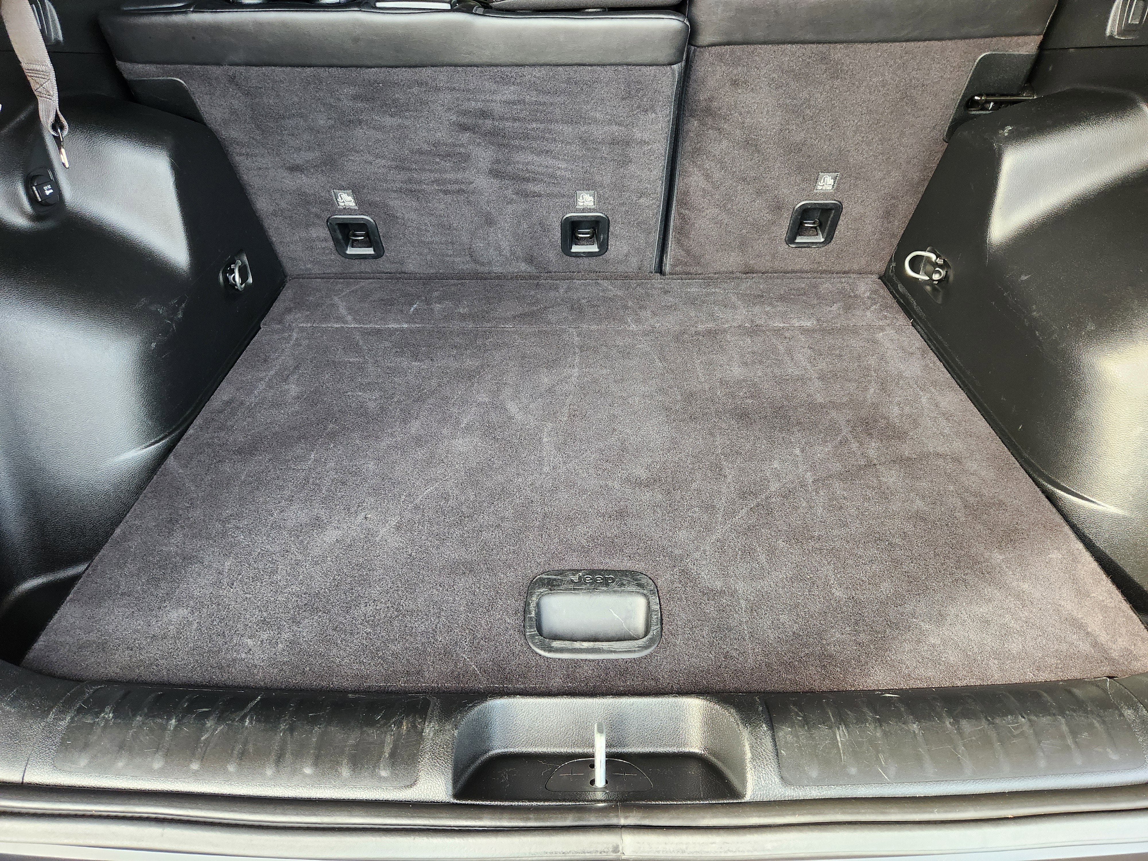 2023 Jeep Cherokee Altitude Lux 4x4