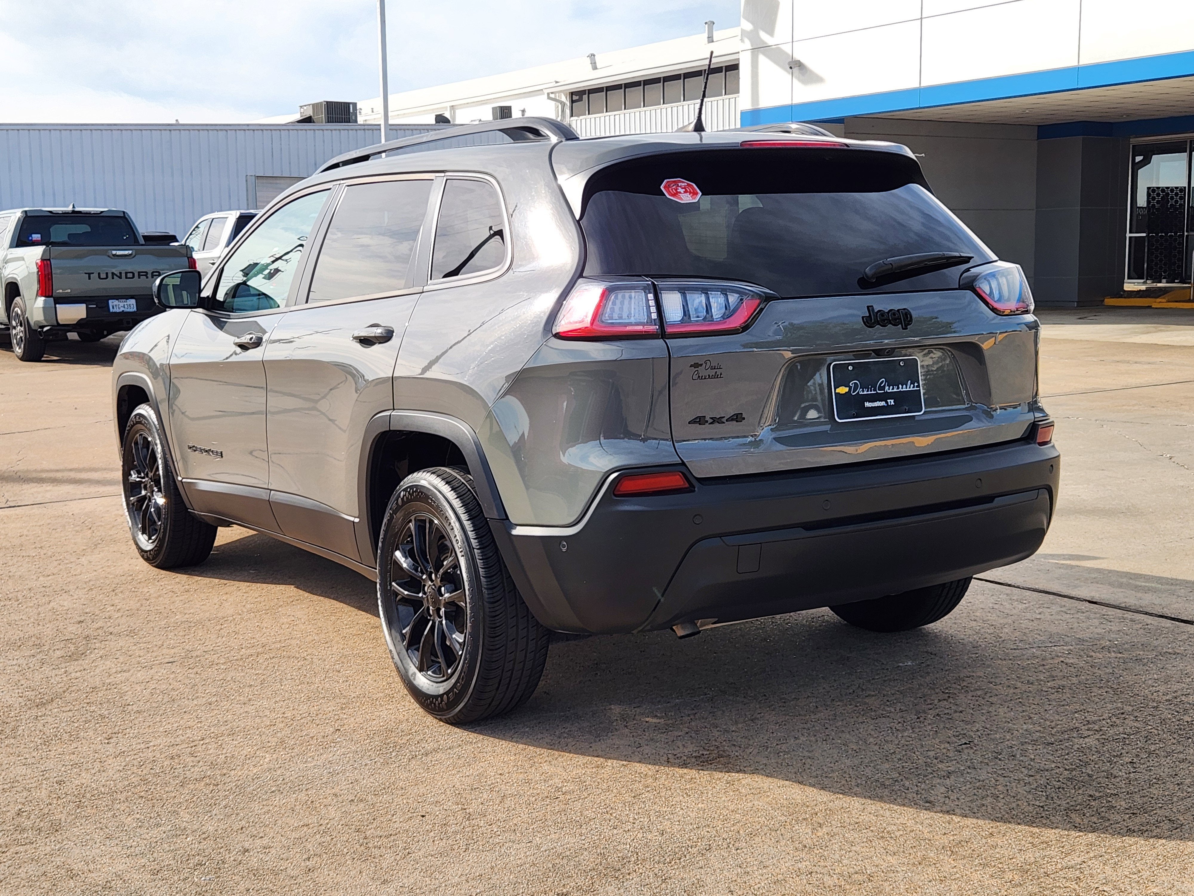 2023 Jeep Cherokee Altitude Lux 4x4