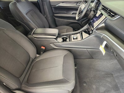 2025 Jeep Grand Cherokee Laredo X 4x2