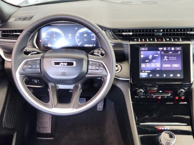 2025 Jeep Grand Cherokee Laredo X 4x2