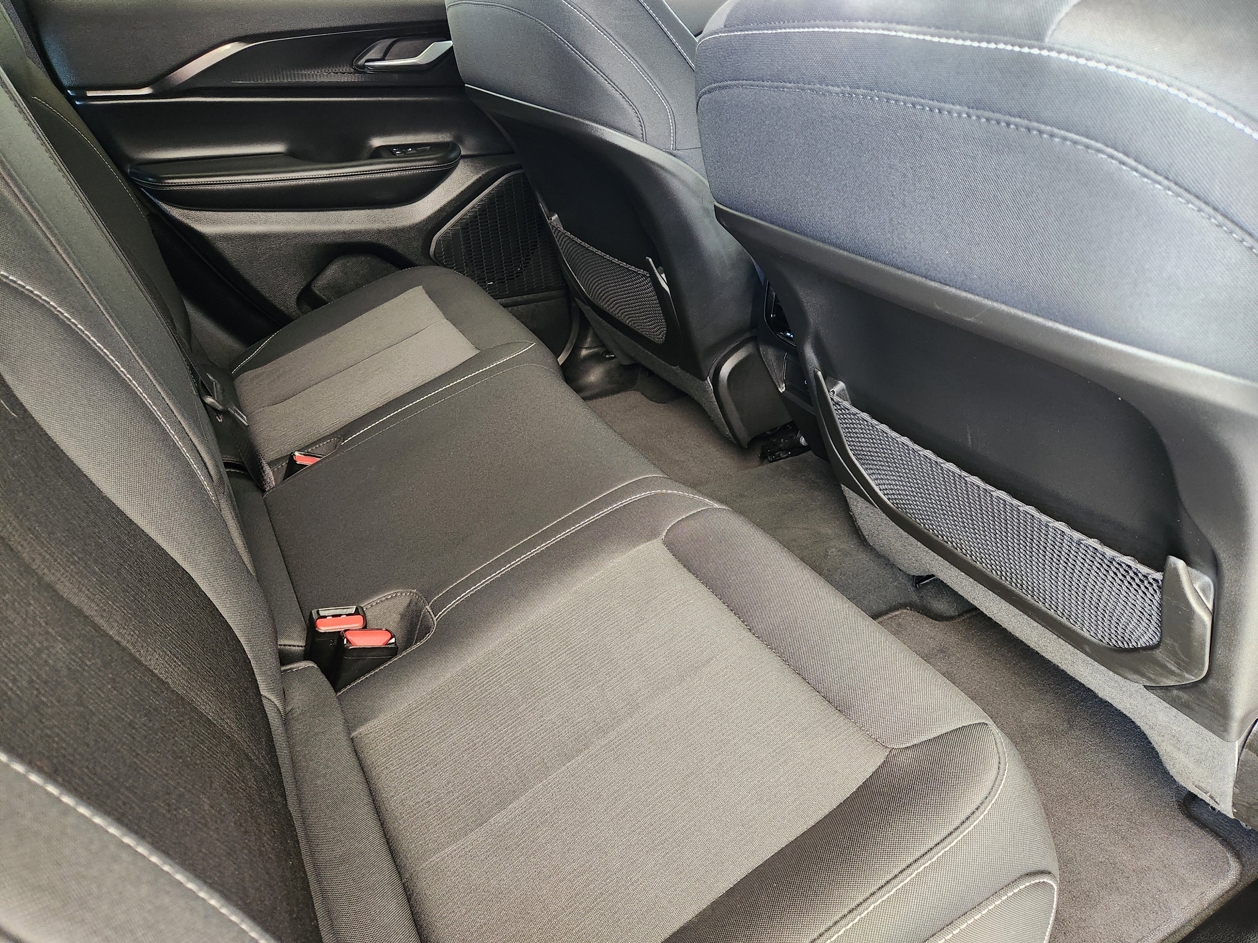 2025 Jeep Grand Cherokee Laredo X 4x2