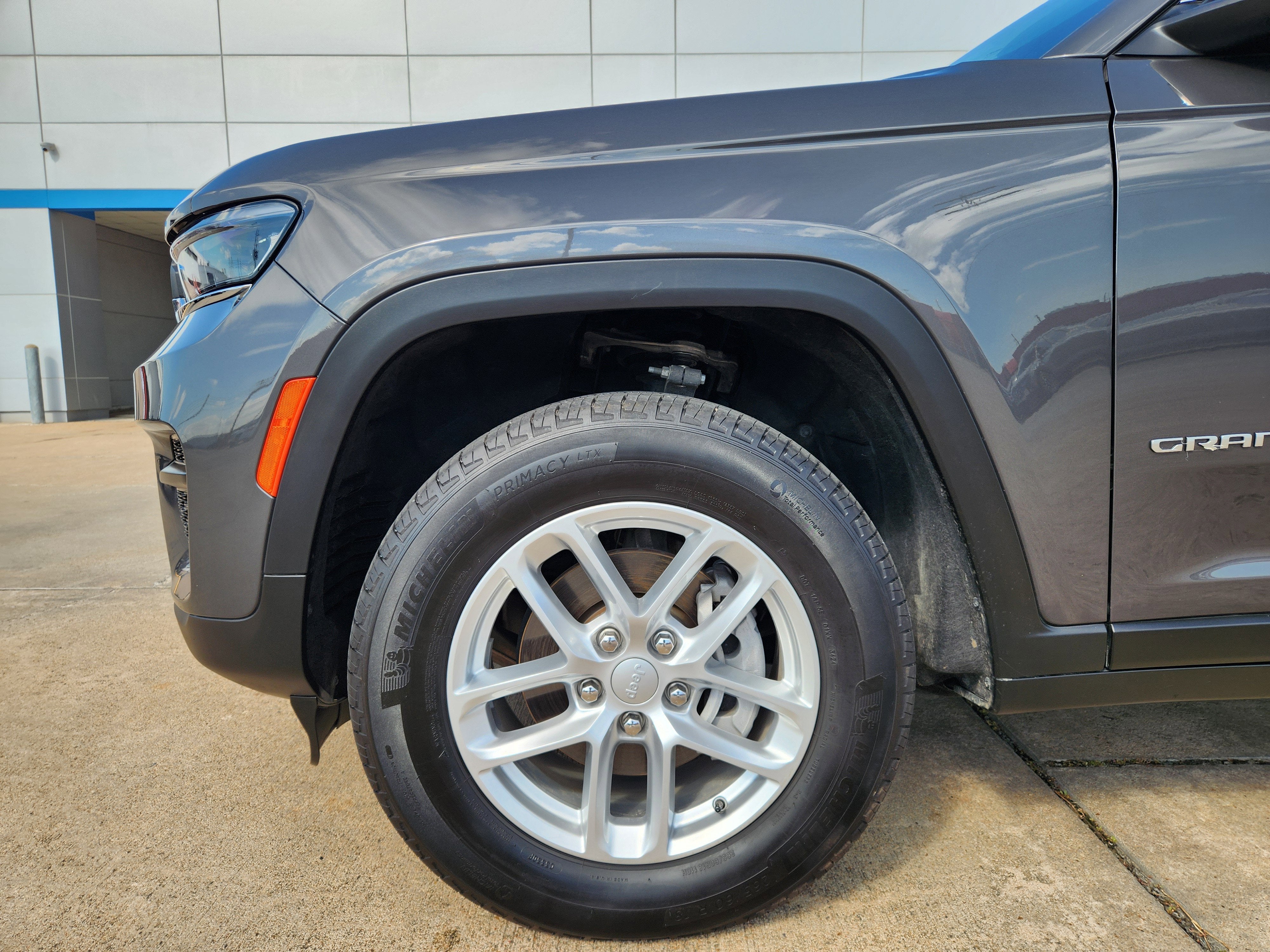 2025 Jeep Grand Cherokee Laredo X 4x2