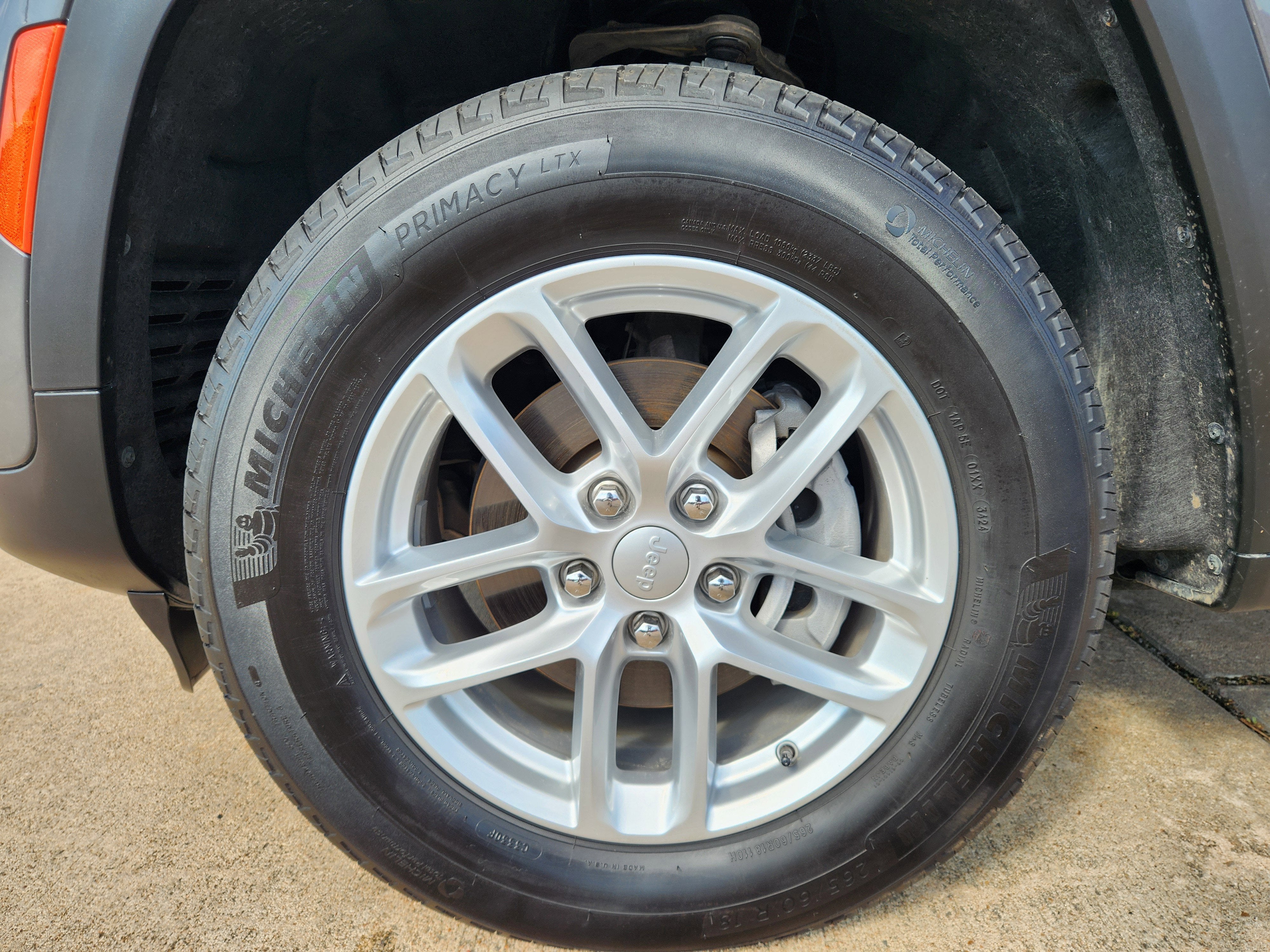 2025 Jeep Grand Cherokee Laredo X 4x2