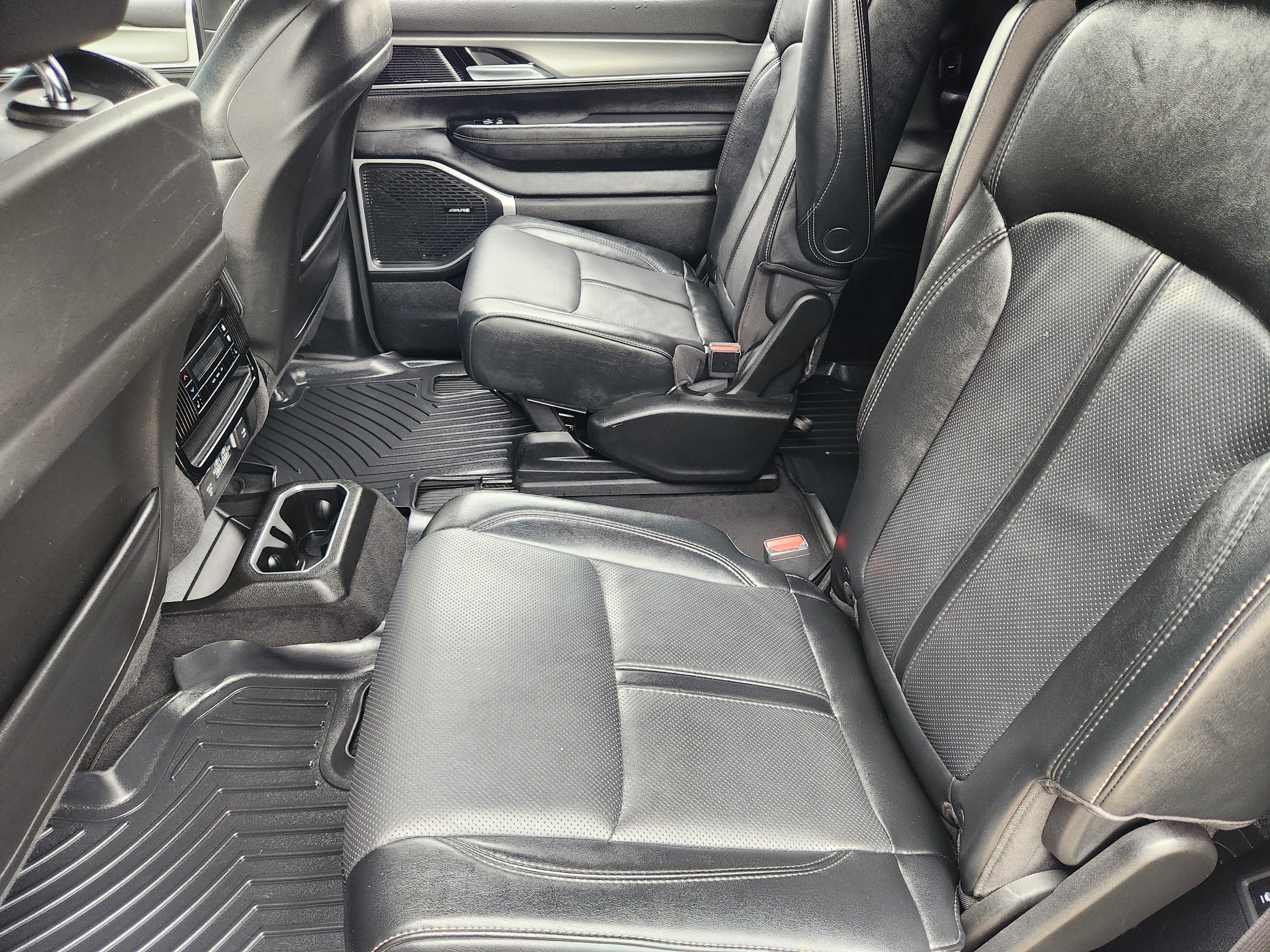 2023 Jeep Wagoneer Series II Carbide 4x4