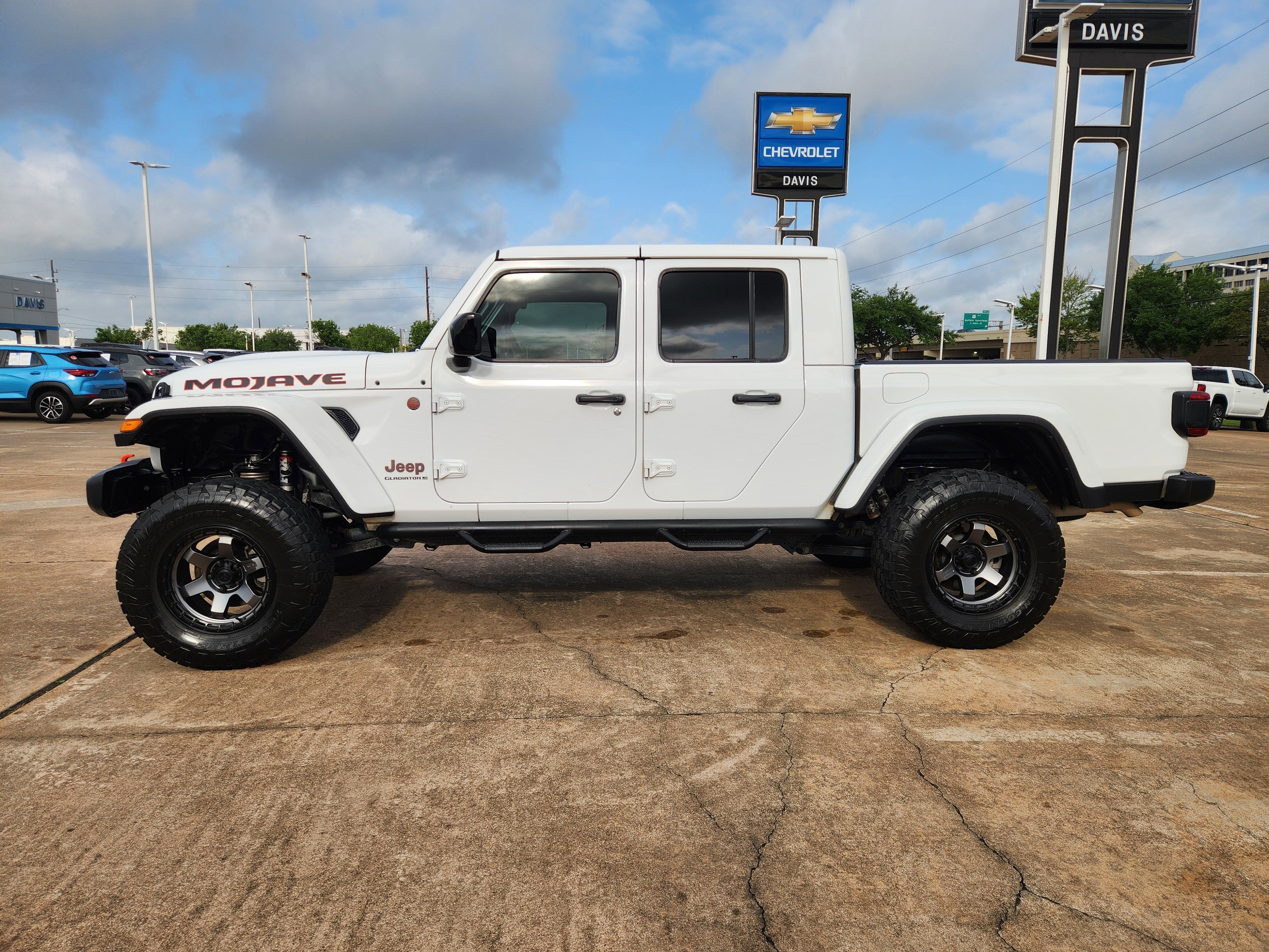 2023 Jeep Gladiator Mojave 4x4