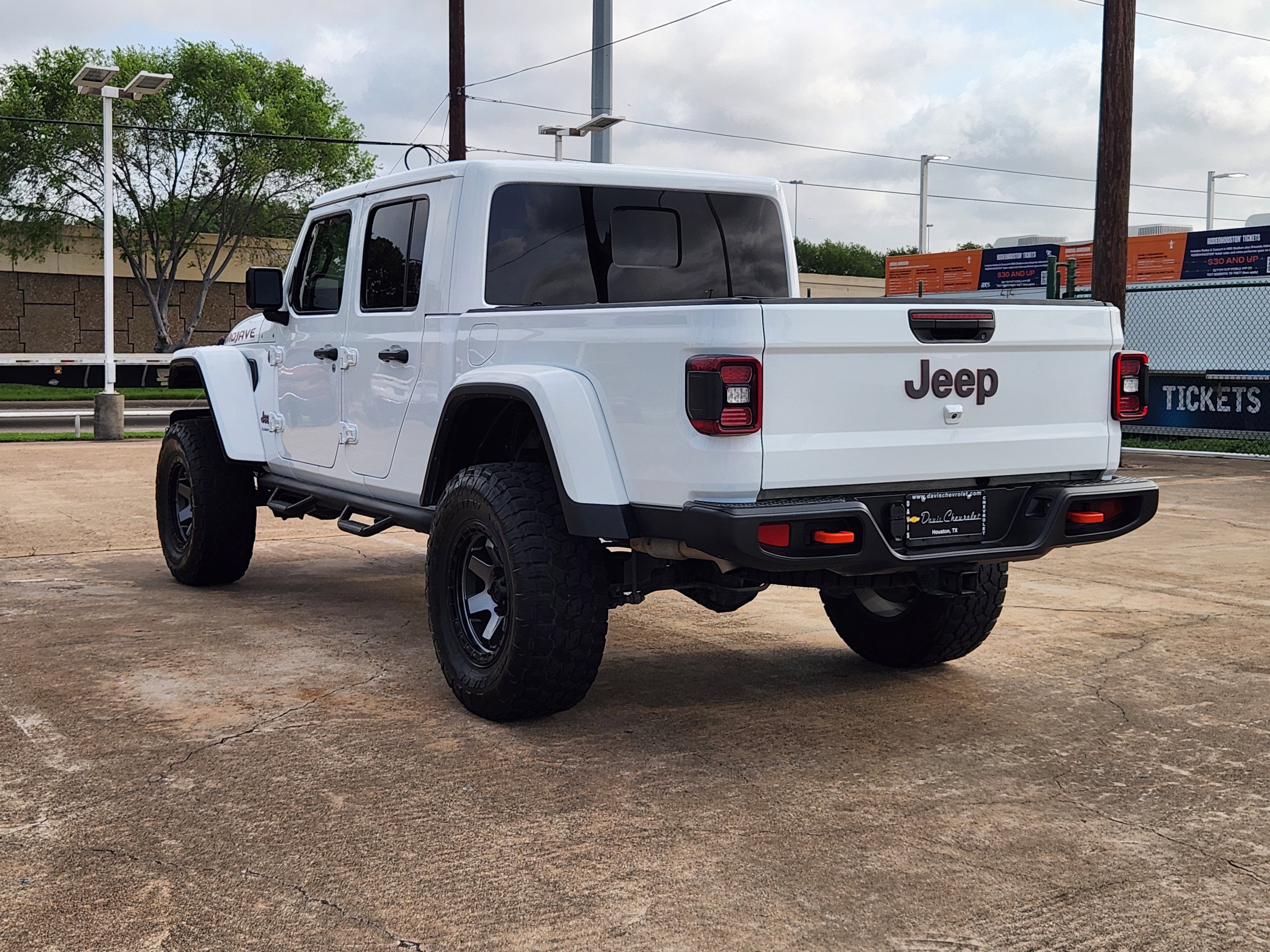 2023 Jeep Gladiator Mojave 4x4