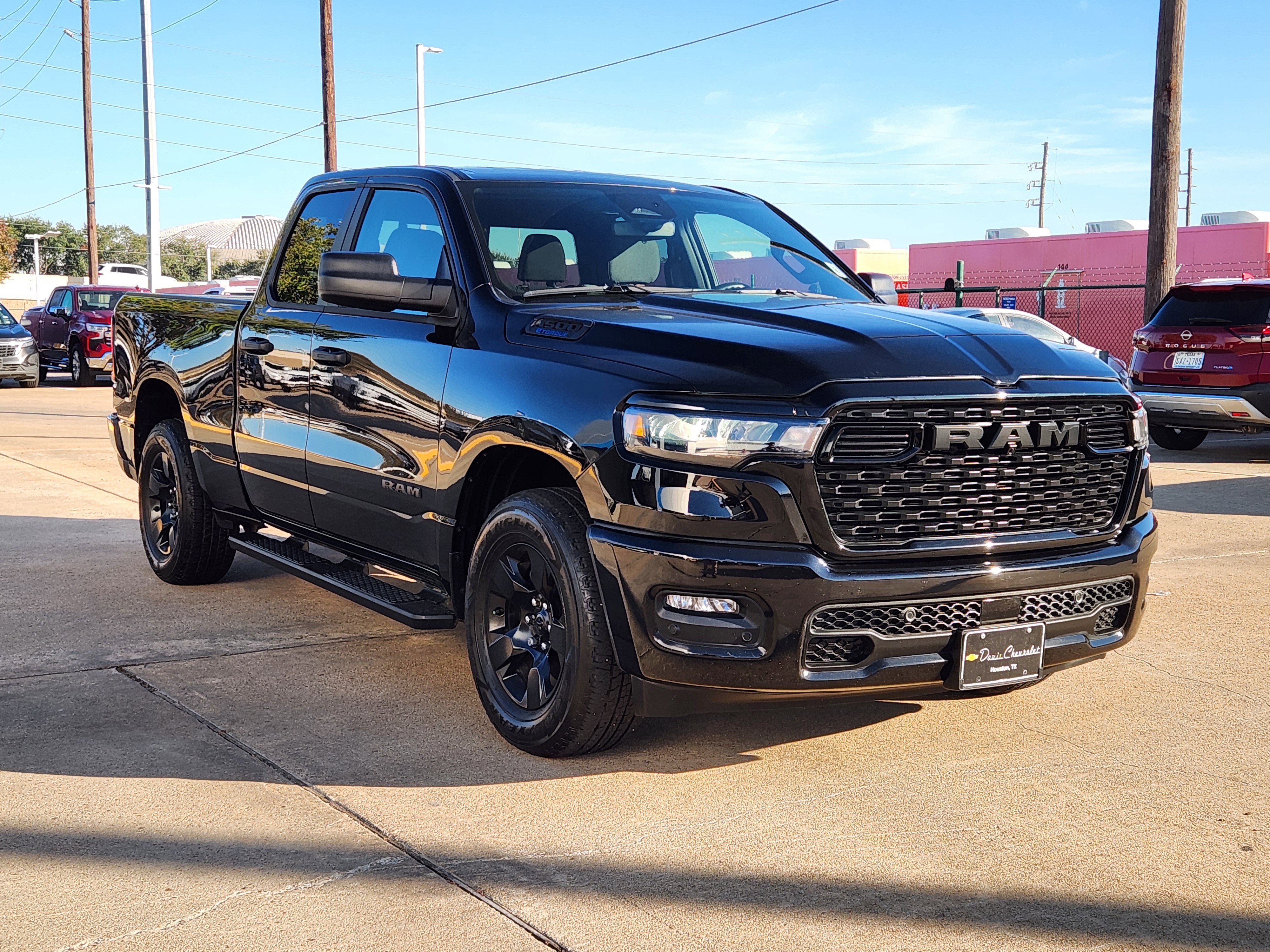 2025 RAM 1500 Tradesman Quad Cab 4x2 6'4" Box