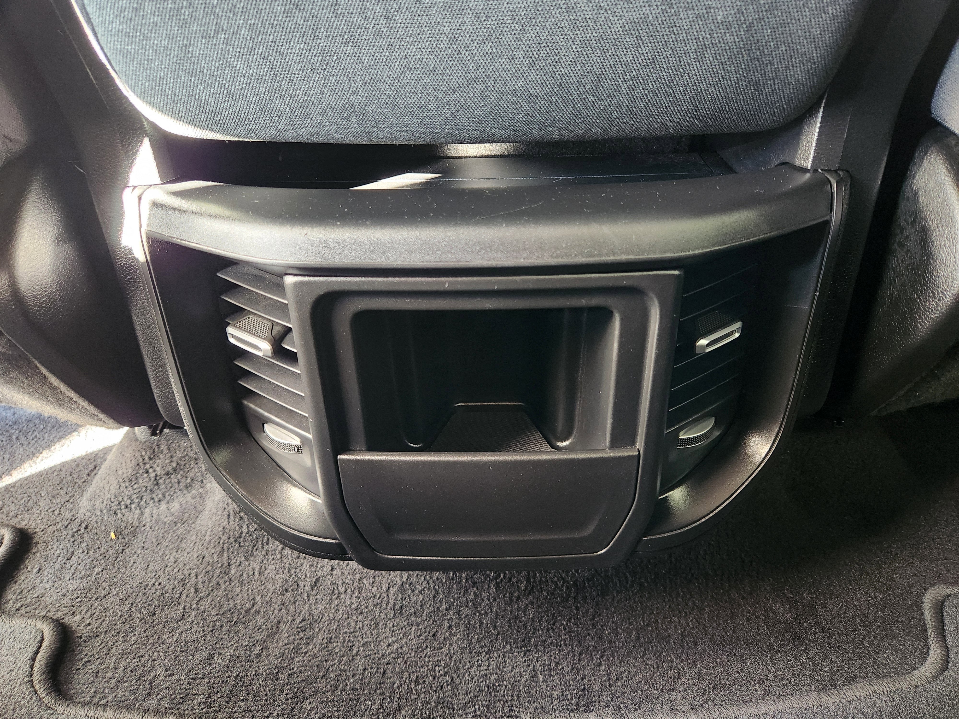 2025 RAM 1500 Tradesman Quad Cab 4x2 6'4" Box