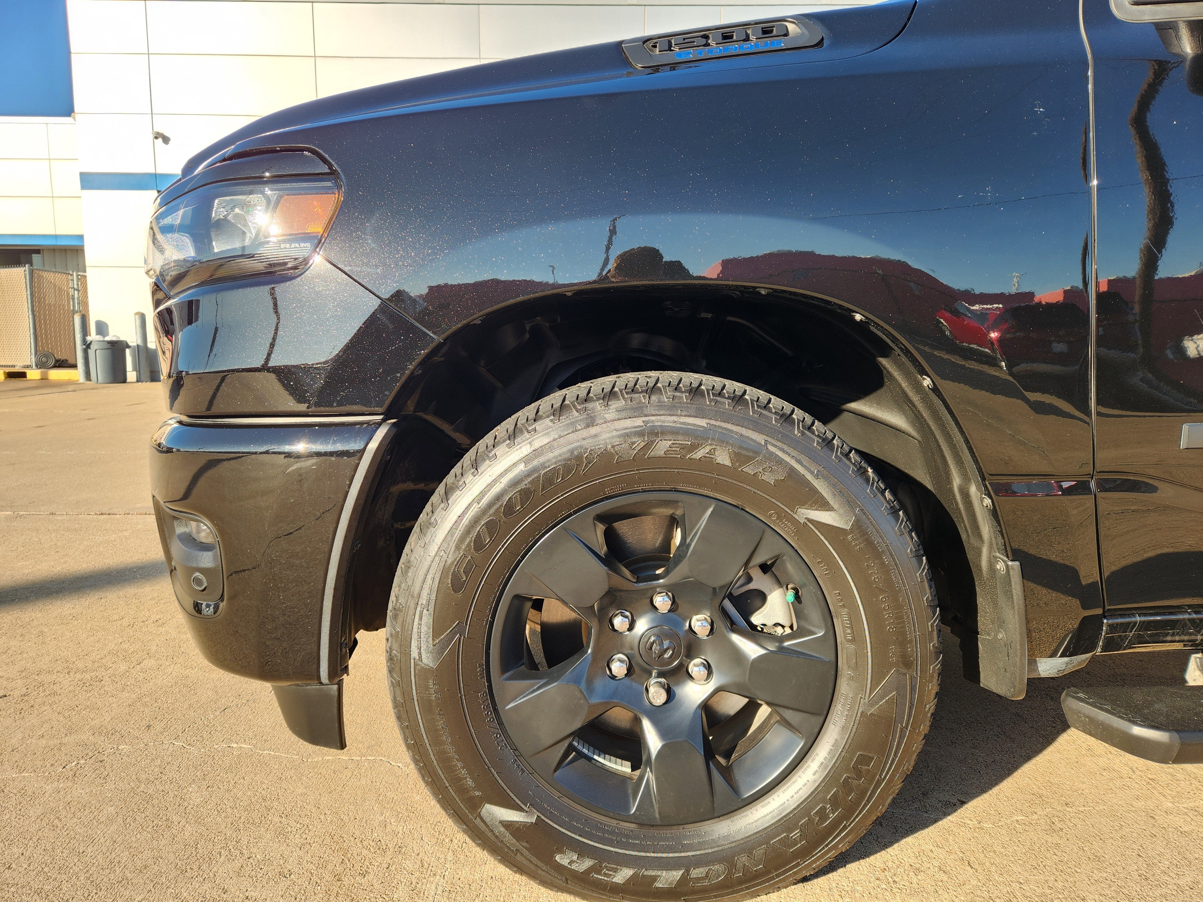 2025 RAM 1500 Tradesman Quad Cab 4x2 6'4" Box