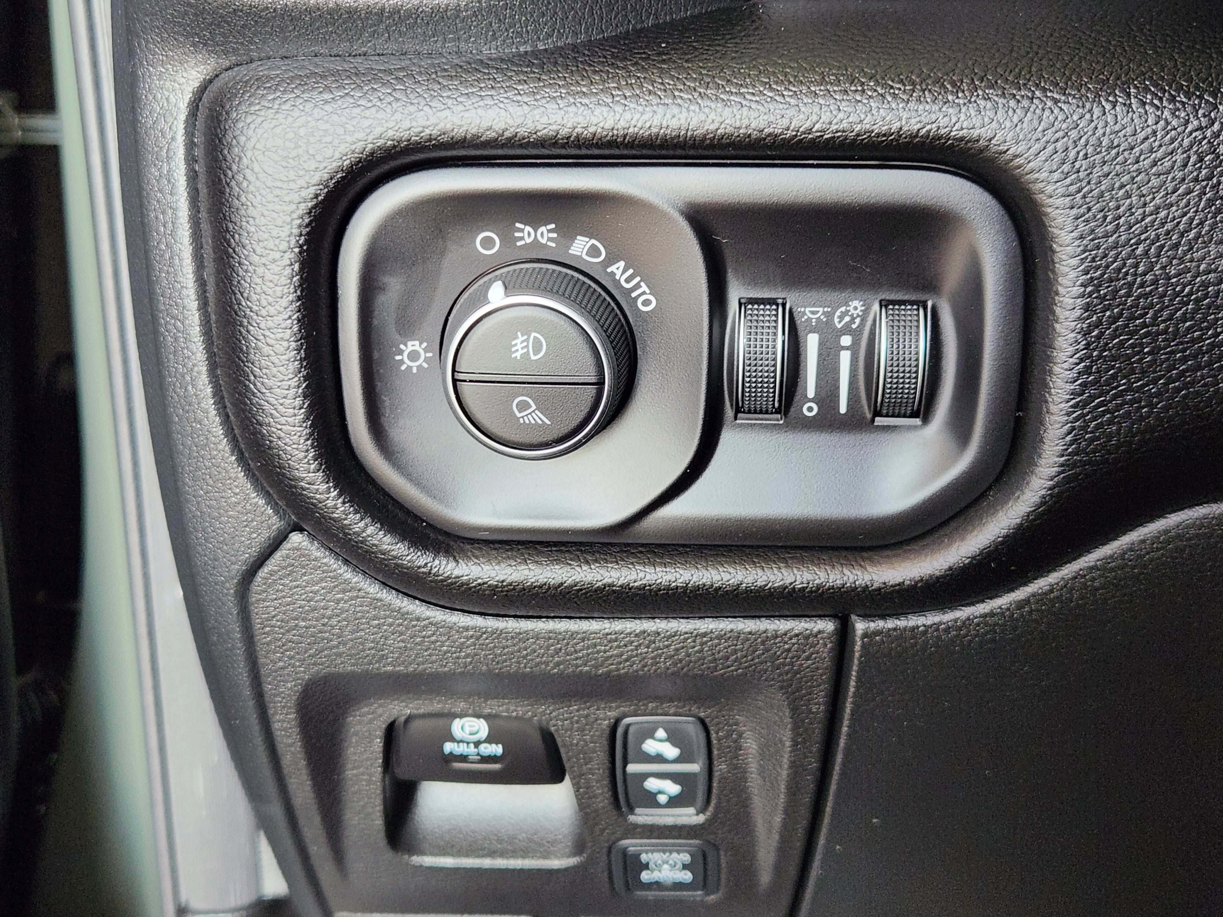2026 RAM 1500 RHO Crew Cab 4x4 5'7" Box