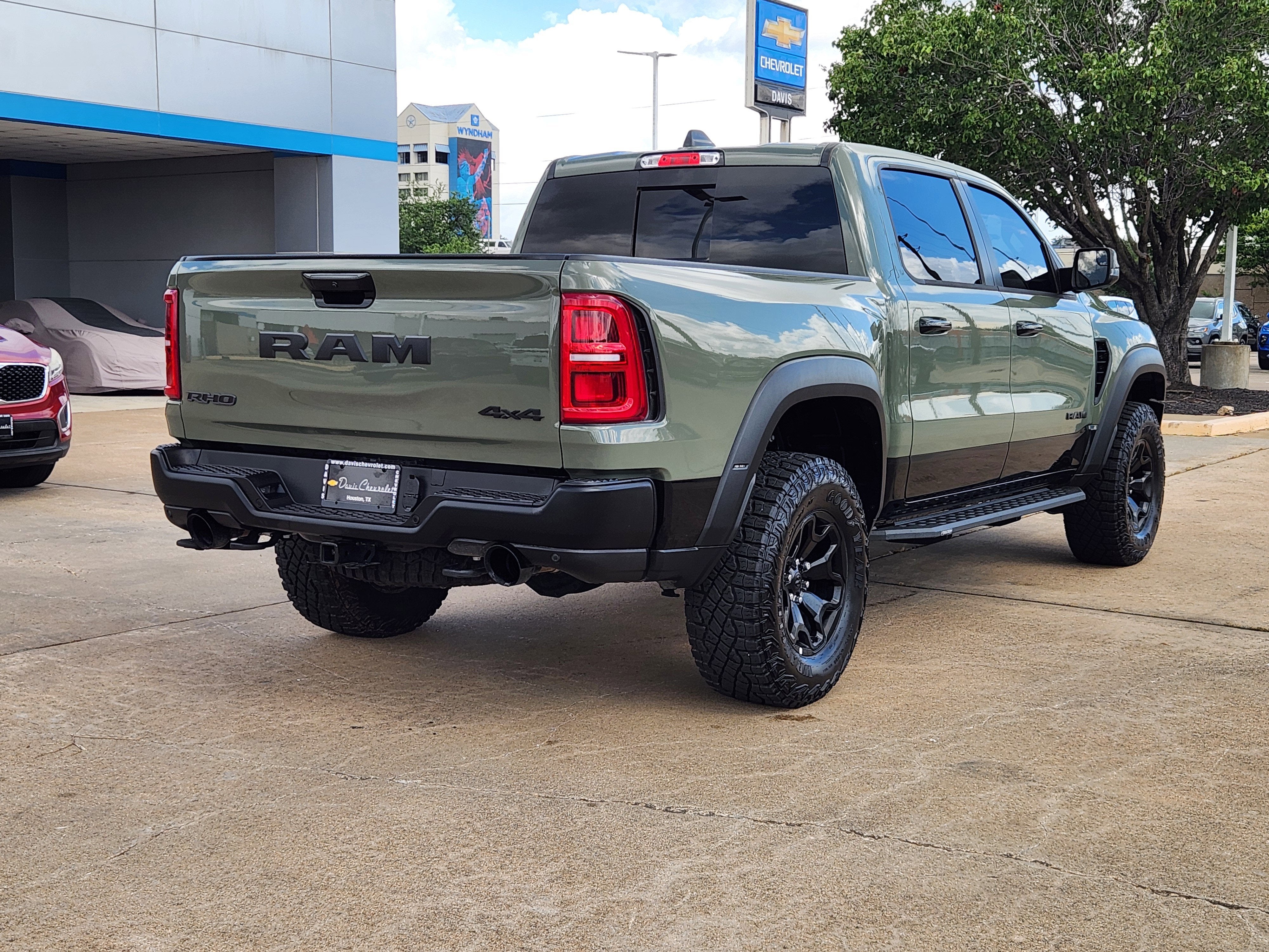 2026 RAM 1500 RHO Crew Cab 4x4 5'7" Box