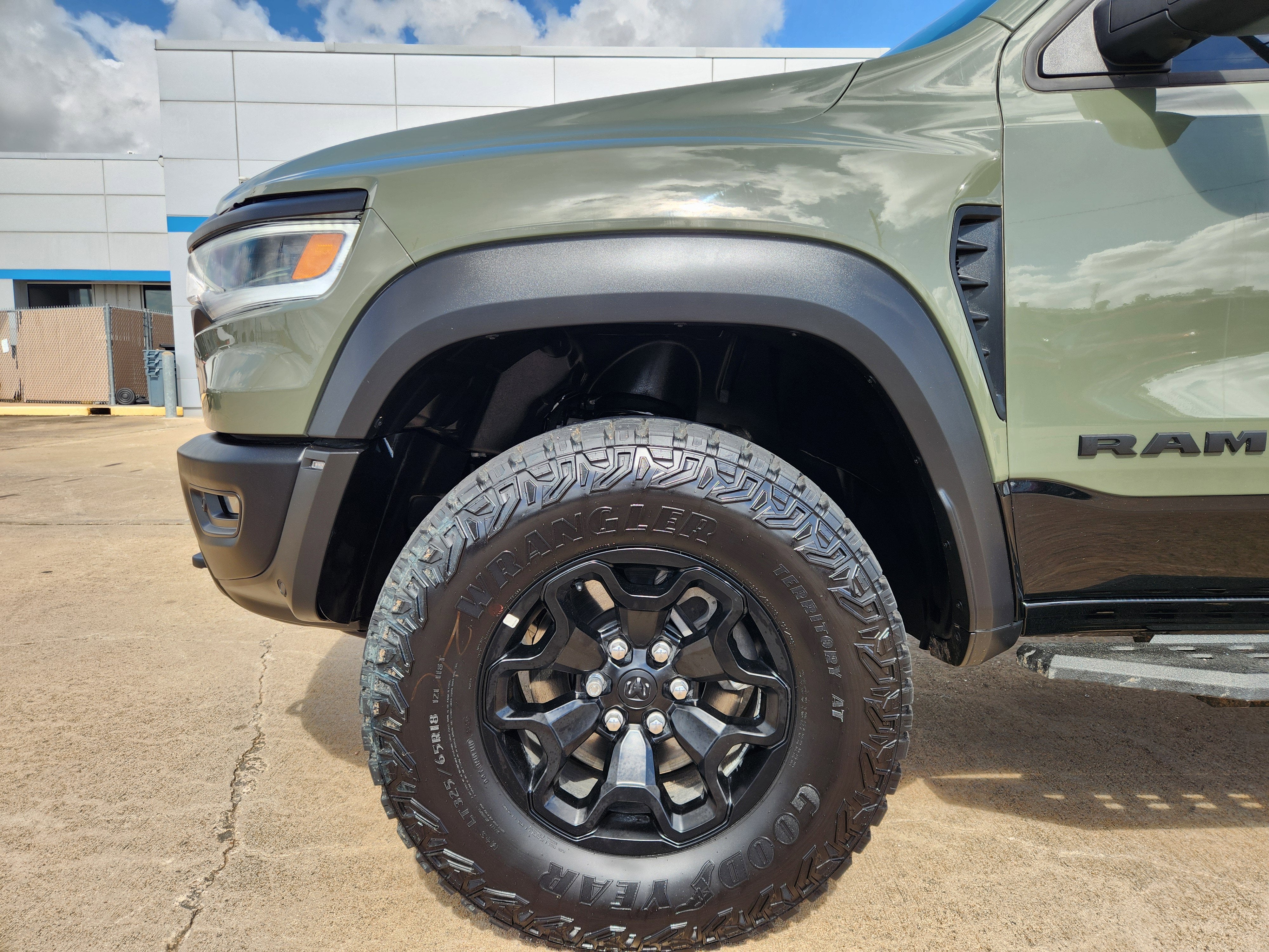 2026 RAM 1500 RHO Crew Cab 4x4 5'7" Box