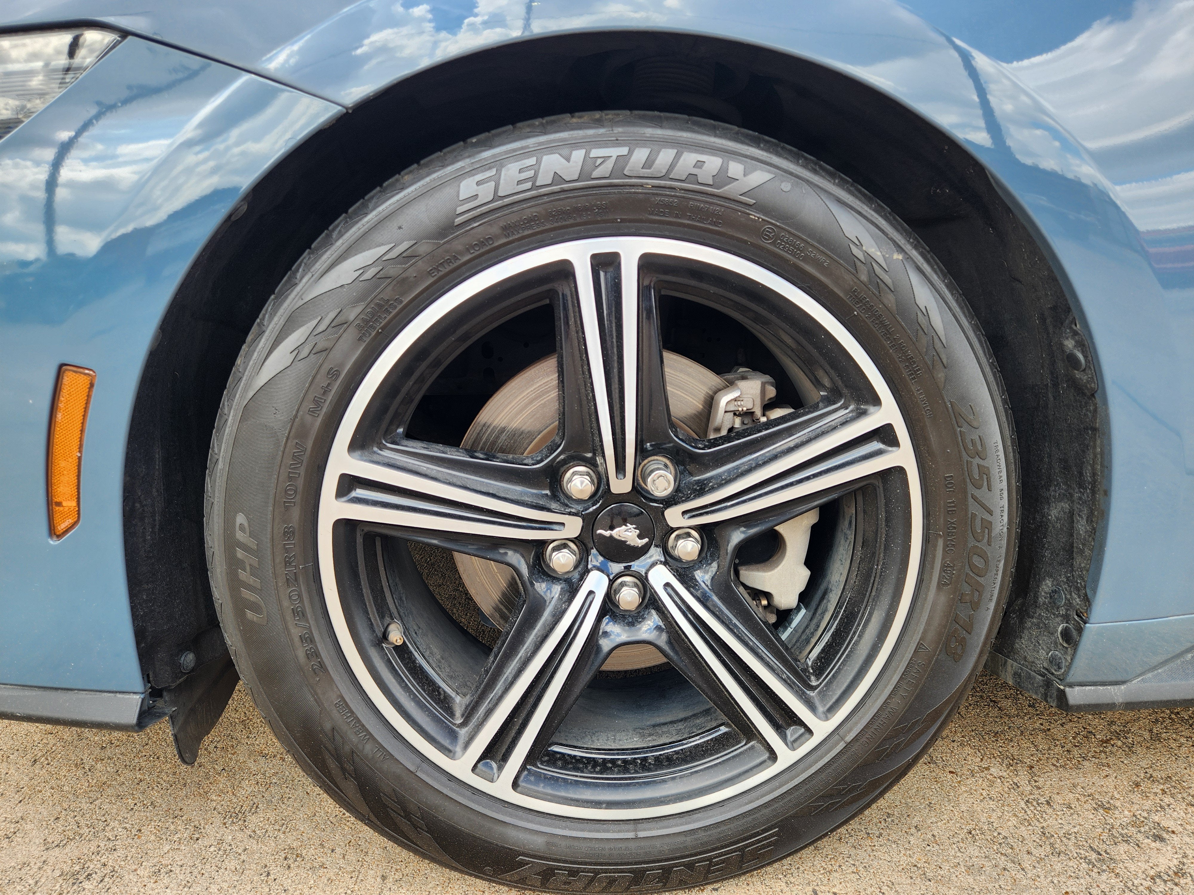 2024 Ford Mustang EcoBoost Premium Fastback