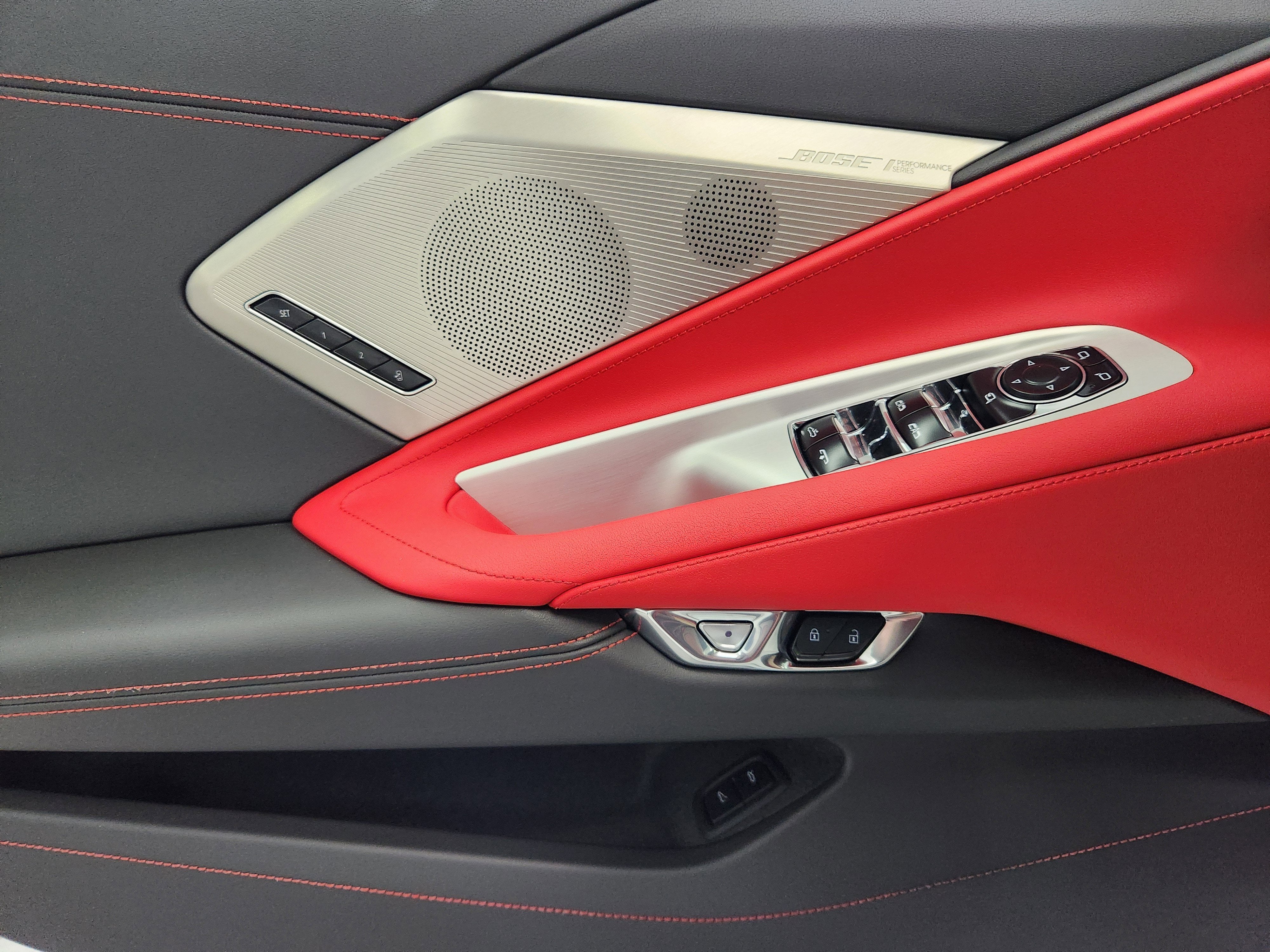 2025 Chevrolet Corvette E-Ray 2LZ