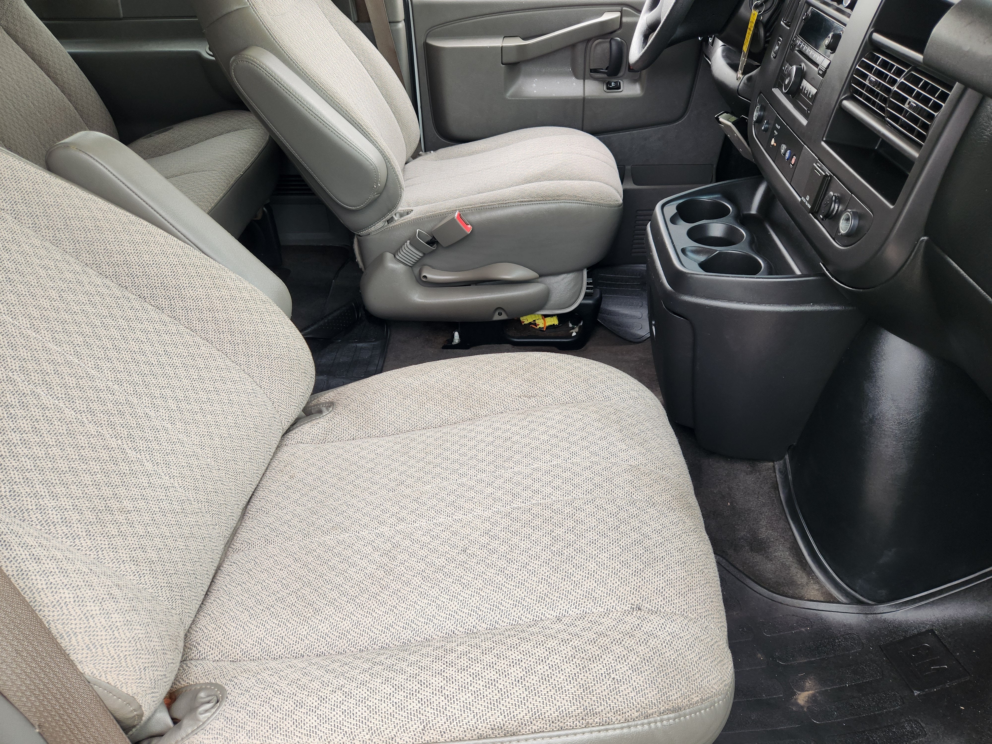 2017 Chevrolet Express Passenger 3500 LT