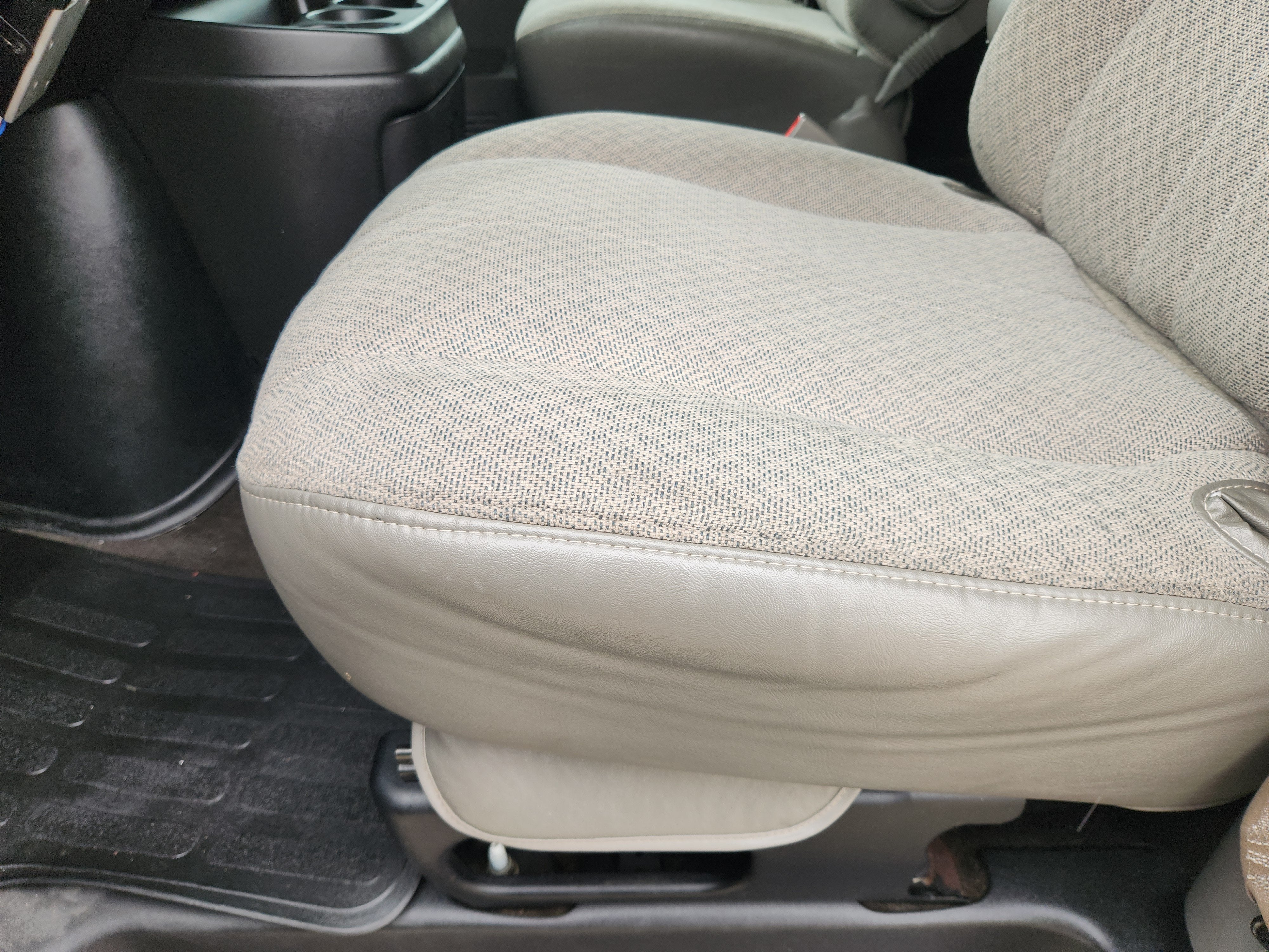 2017 Chevrolet Express Passenger 3500 LT