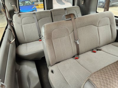 2017 Chevrolet Express Passenger 3500 LT