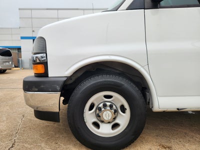2017 Chevrolet Express Passenger 3500 LT