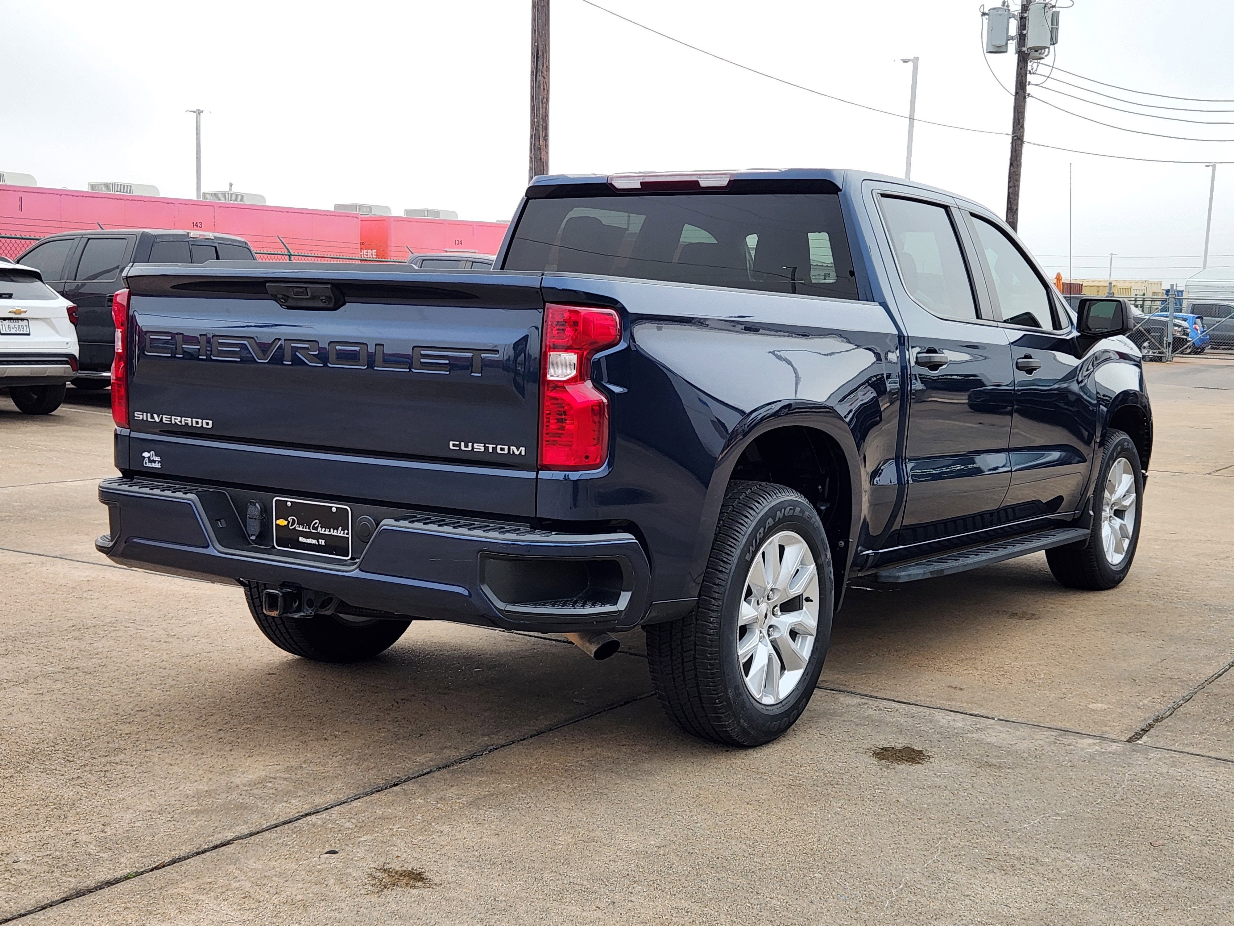 2022 Chevrolet Silverado 1500 Custom