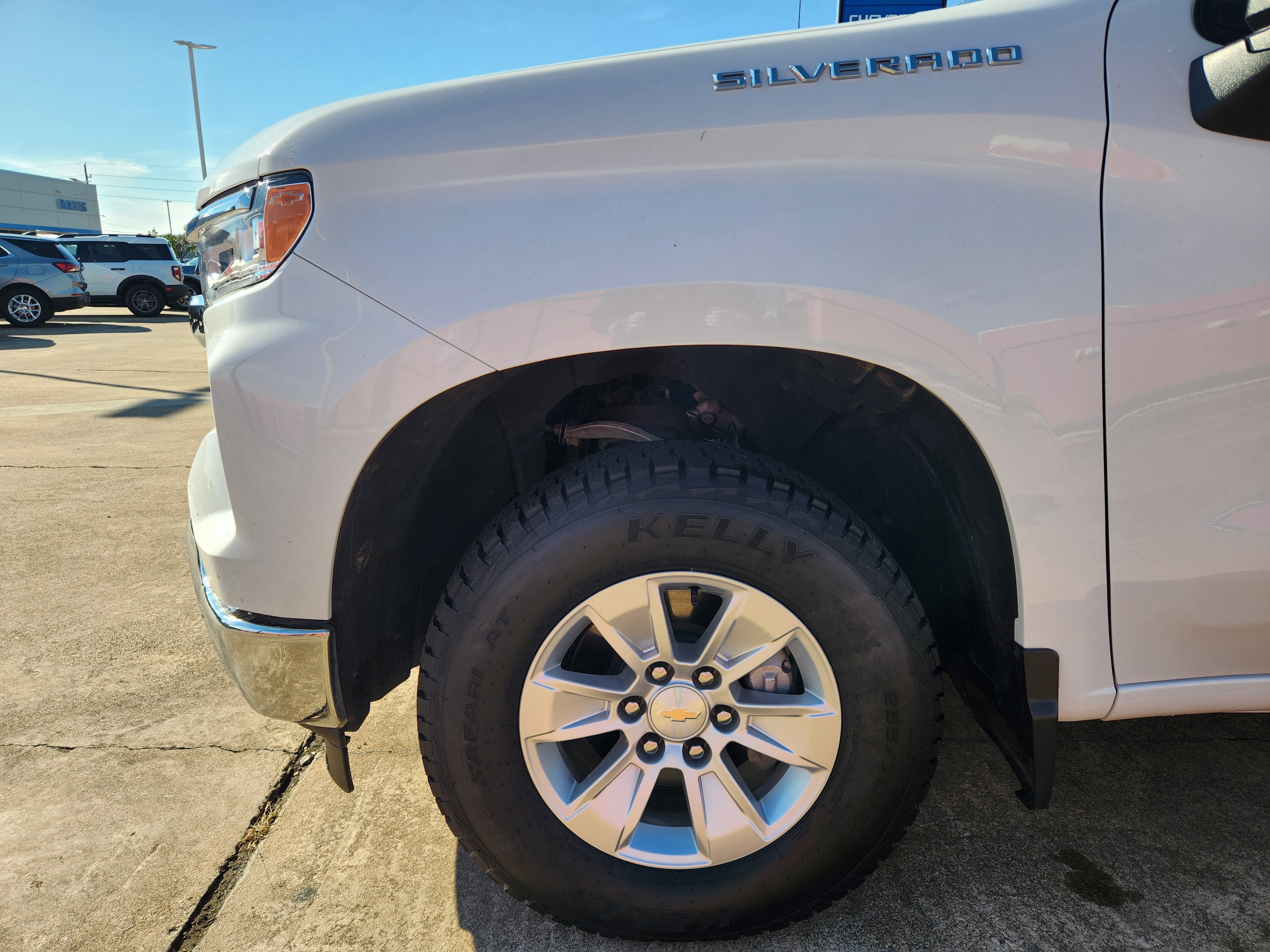 2025 Chevrolet Silverado 1500 LT