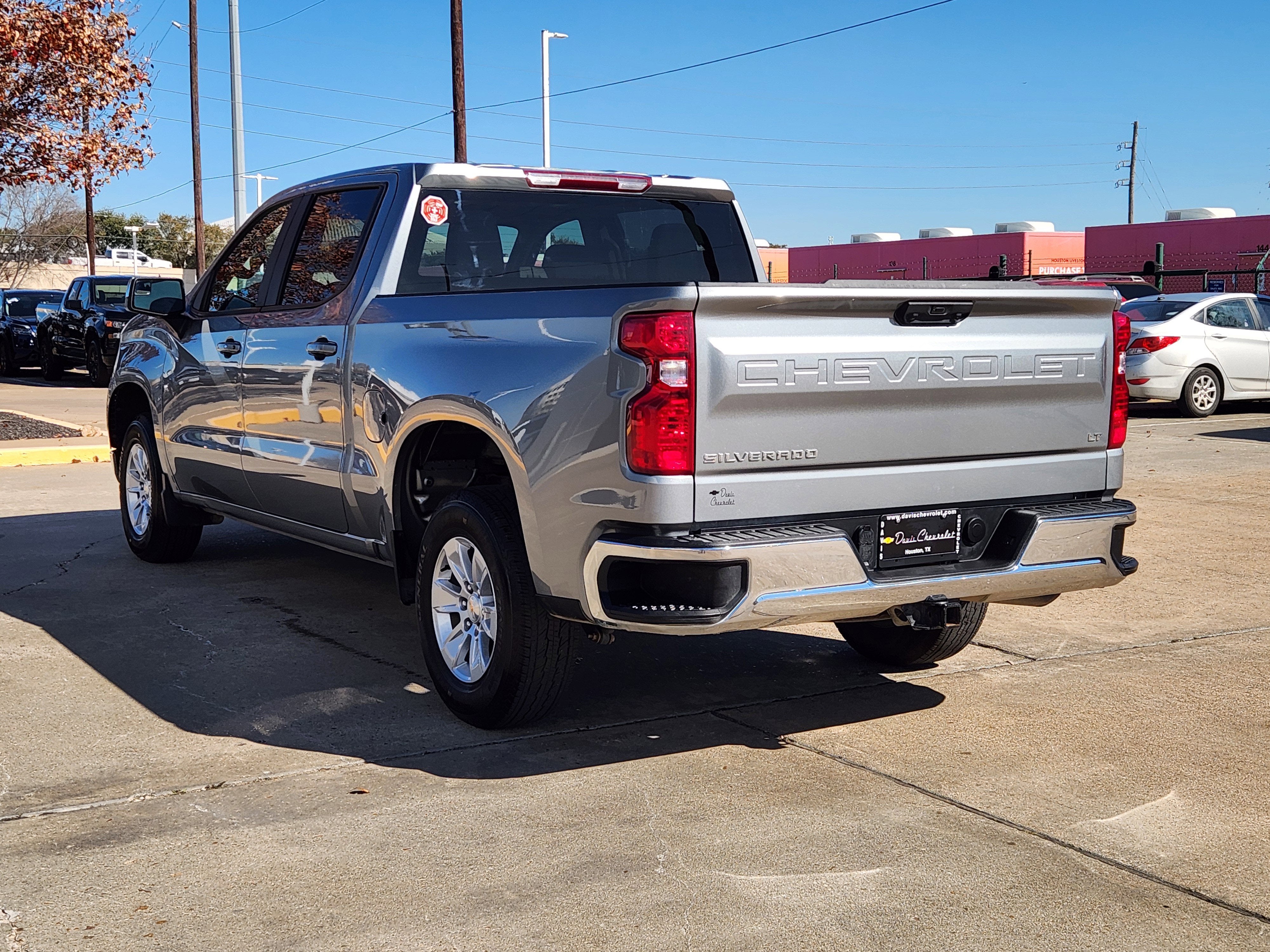 2025 Chevrolet Silverado 1500 LT