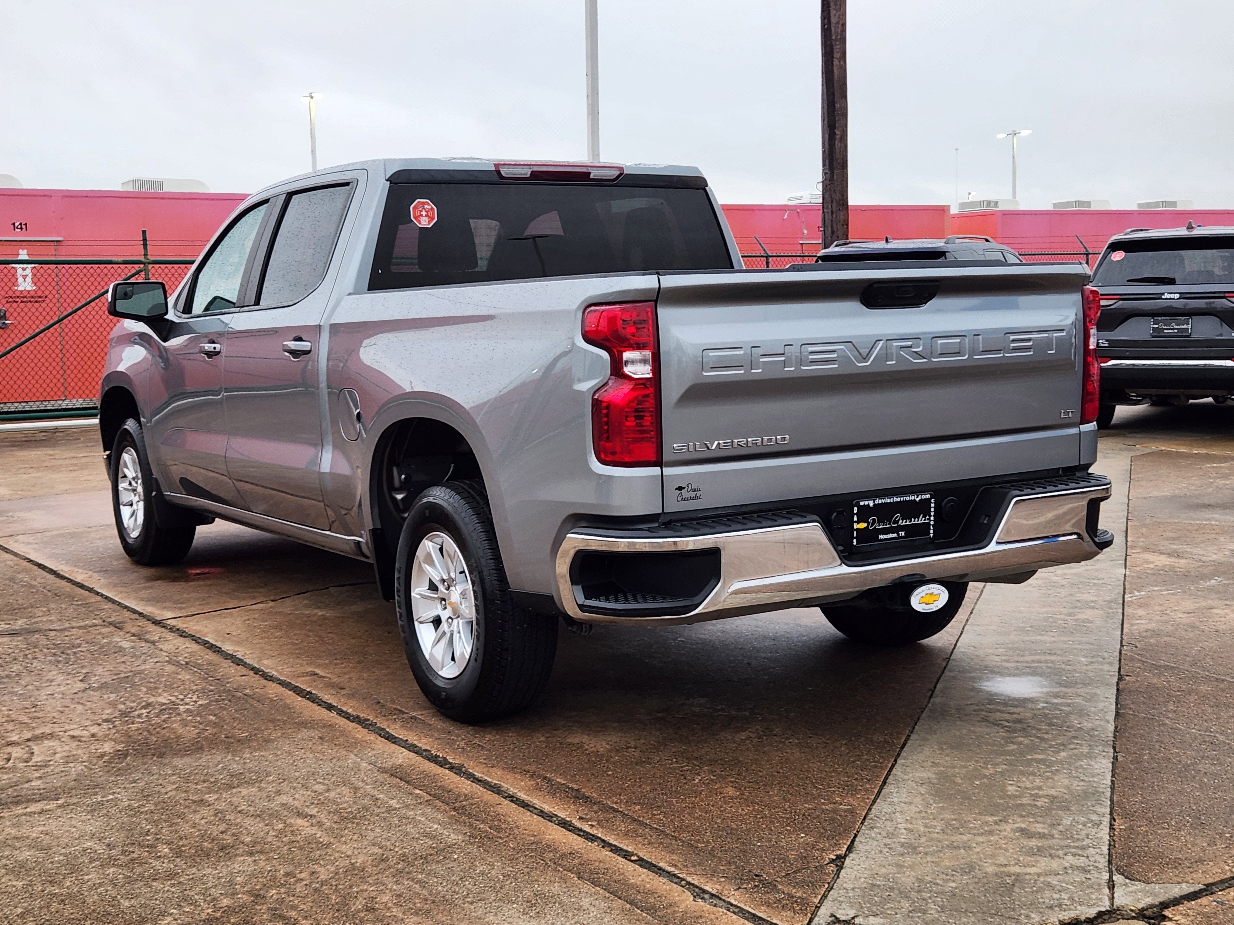 2025 Chevrolet Silverado 1500 LT