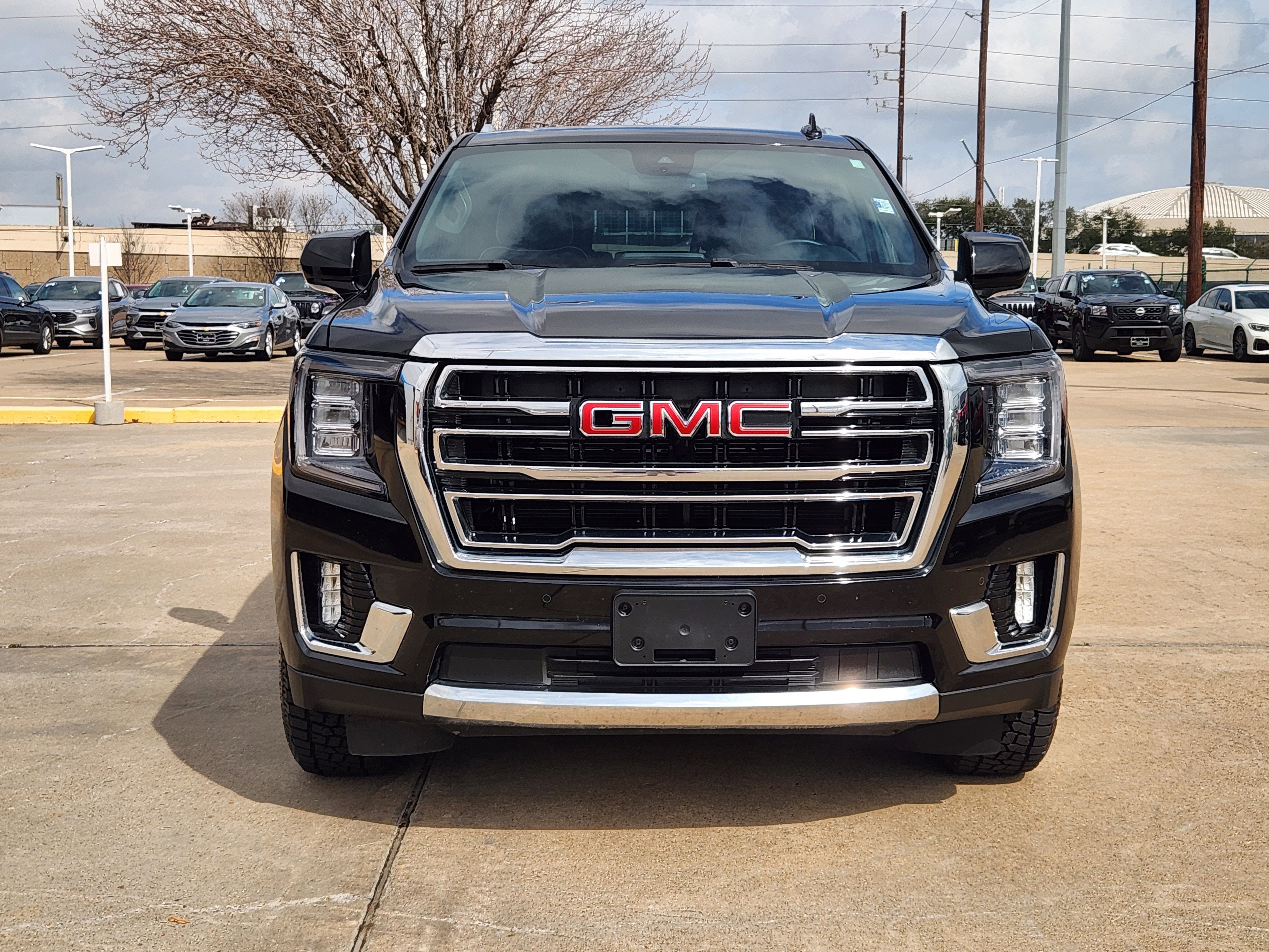 2024 GMC Yukon SLT