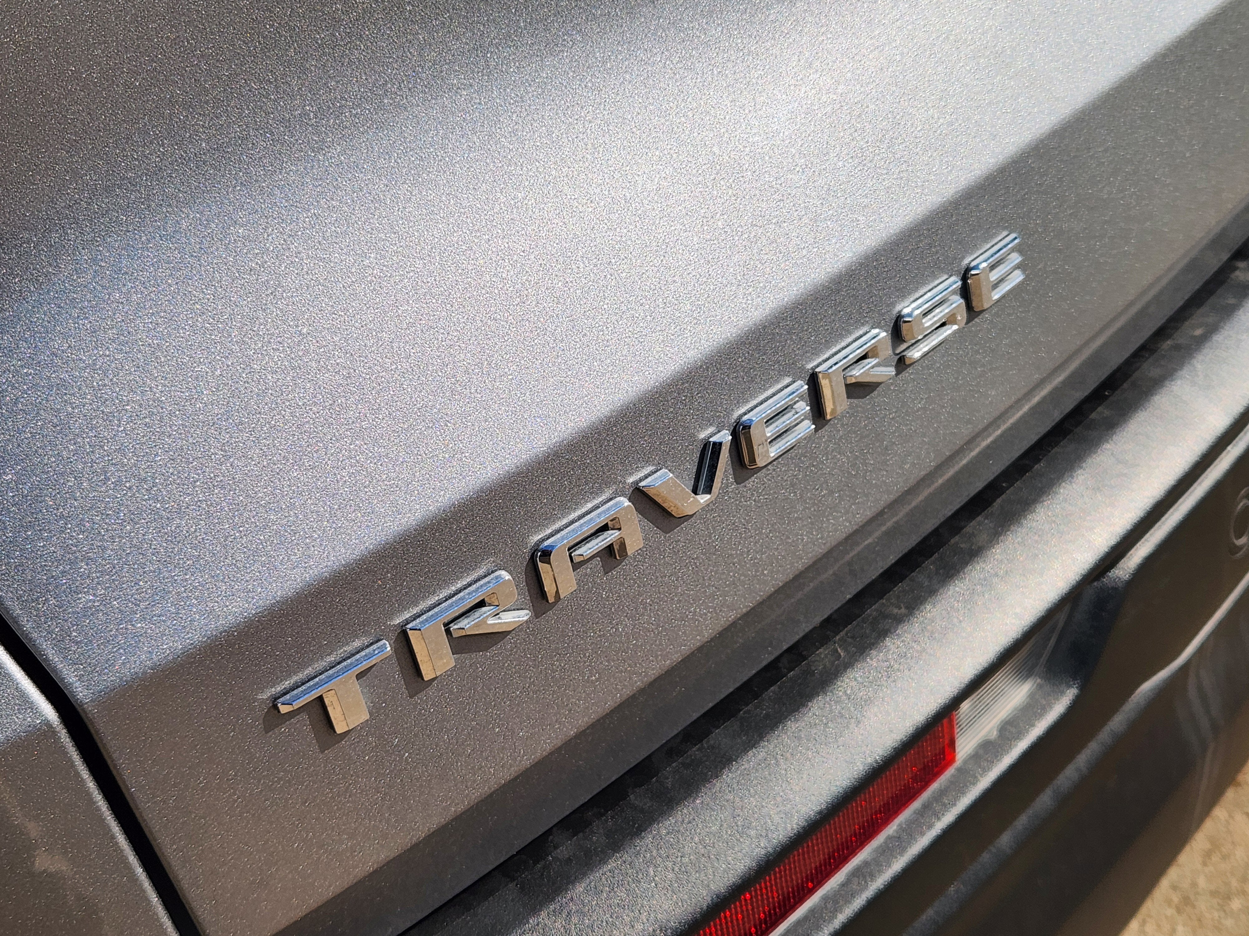 2024 Chevrolet Traverse LS