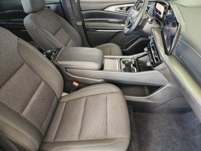 2024 Chevrolet Traverse LS