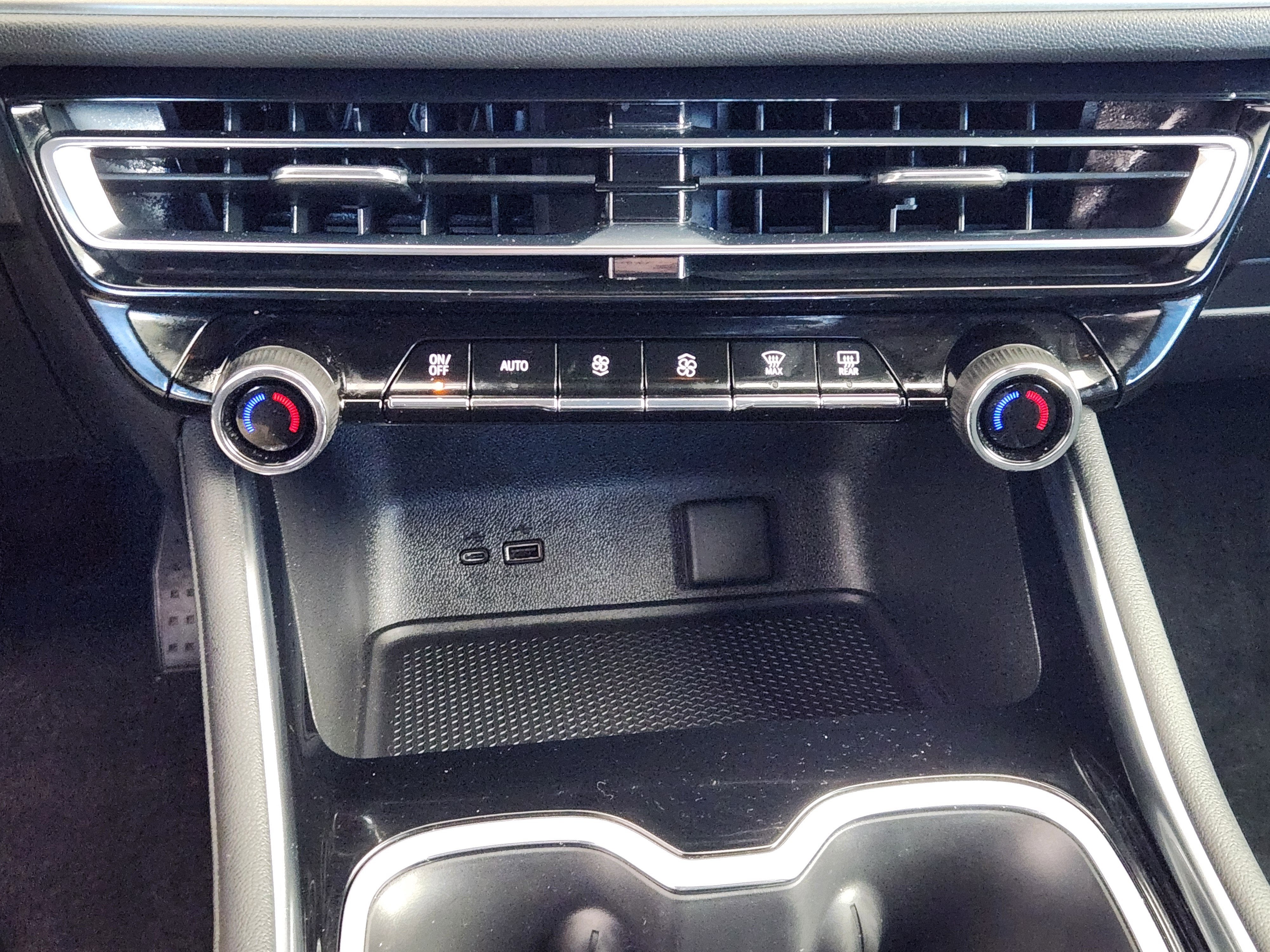 2024 Chevrolet Traverse LS