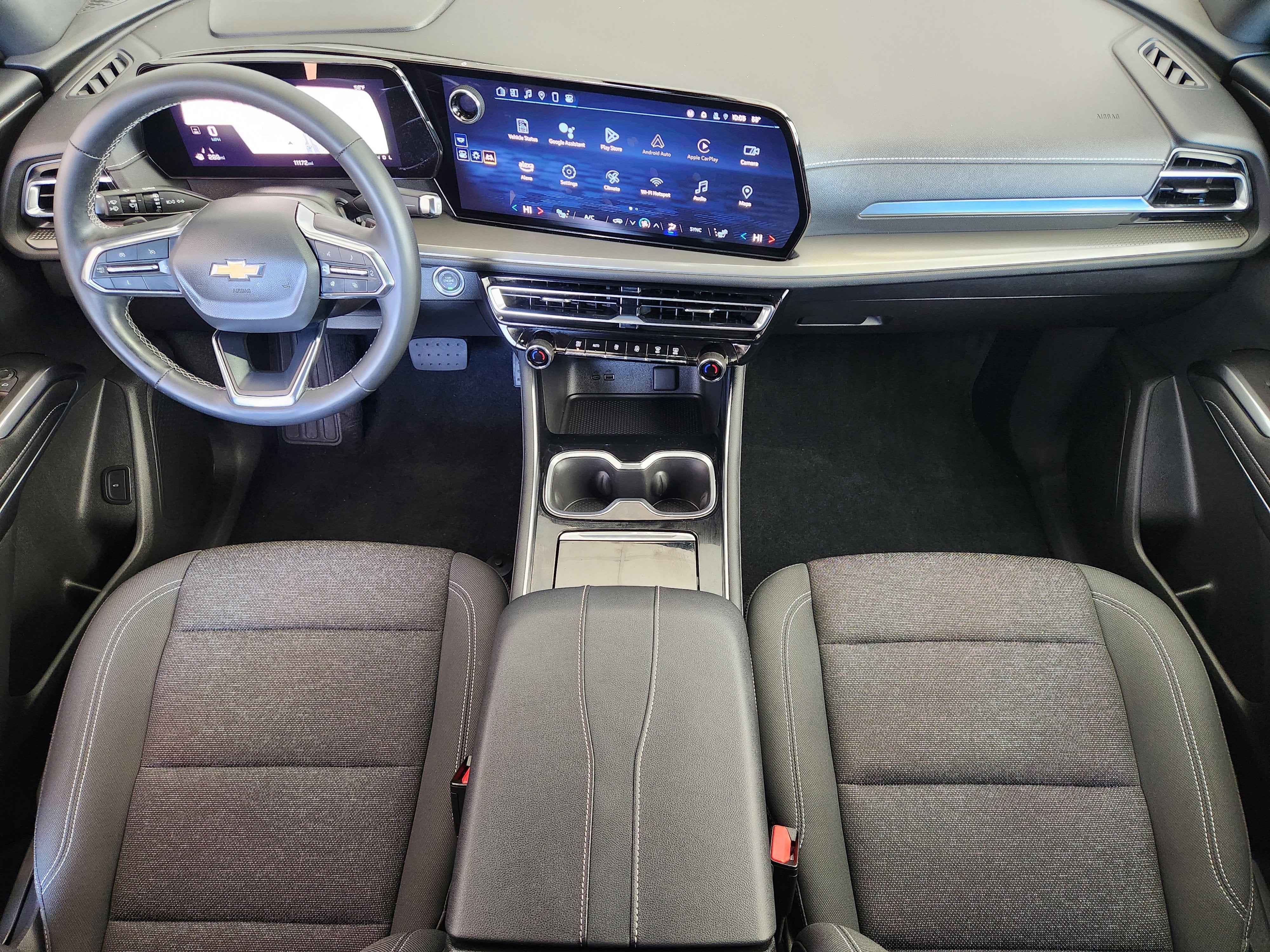 2024 Chevrolet Traverse LS