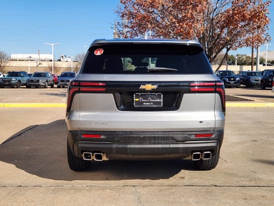 2024 Chevrolet Traverse LS
