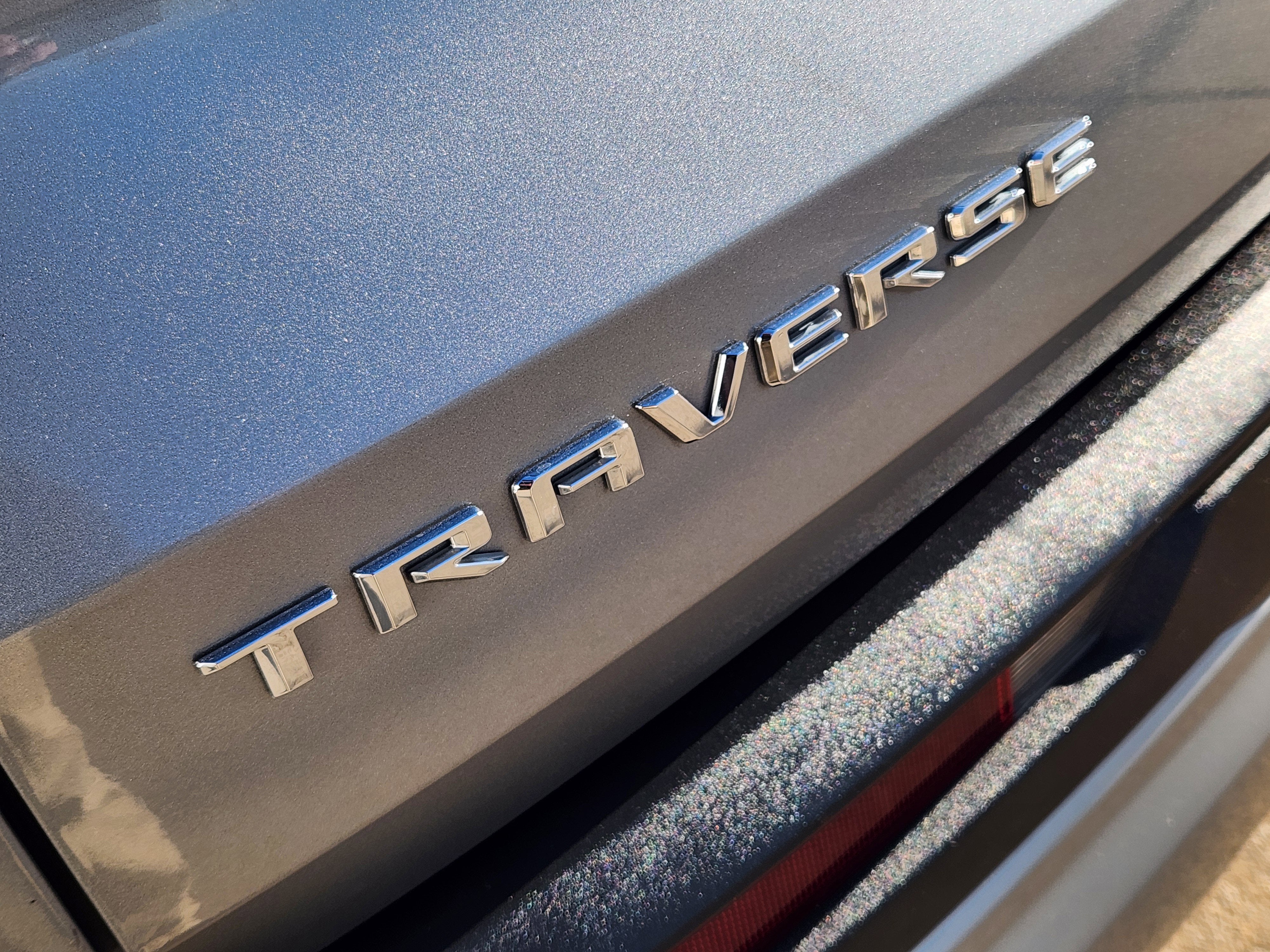 2024 Chevrolet Traverse LT