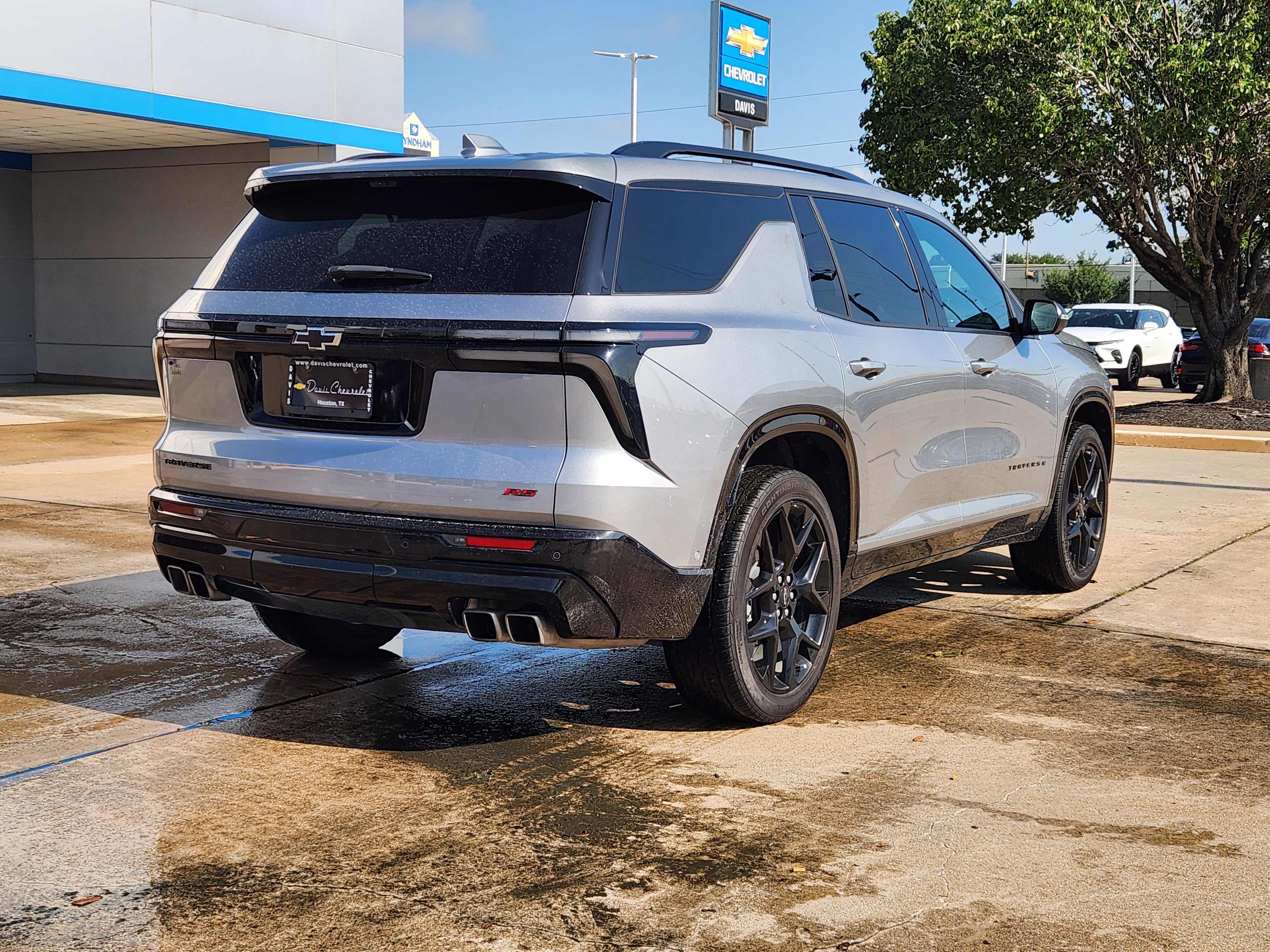 2025 Chevrolet Traverse RS