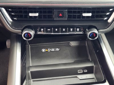 2025 Chevrolet Suburban RST