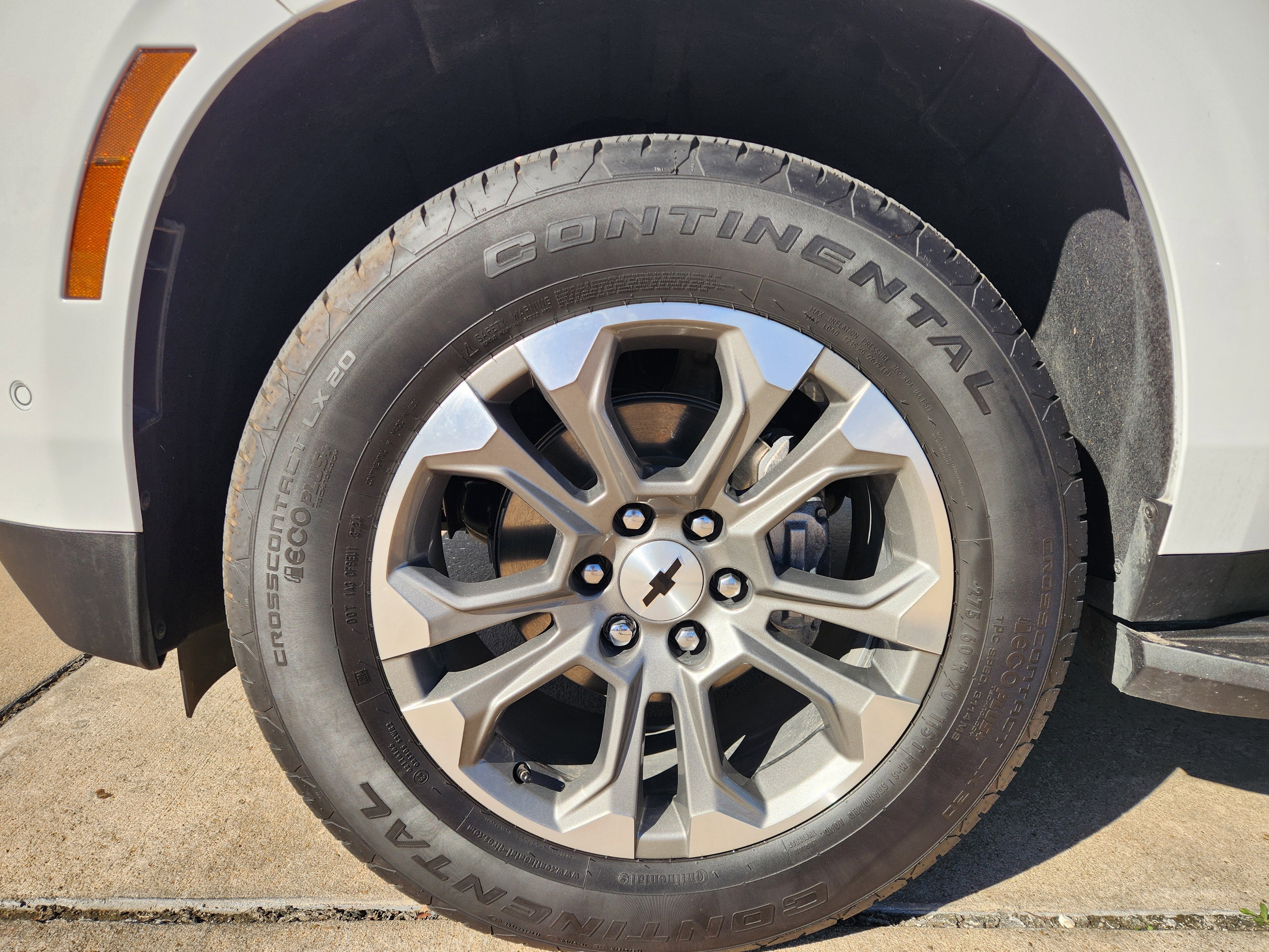 2025 Chevrolet Tahoe LS