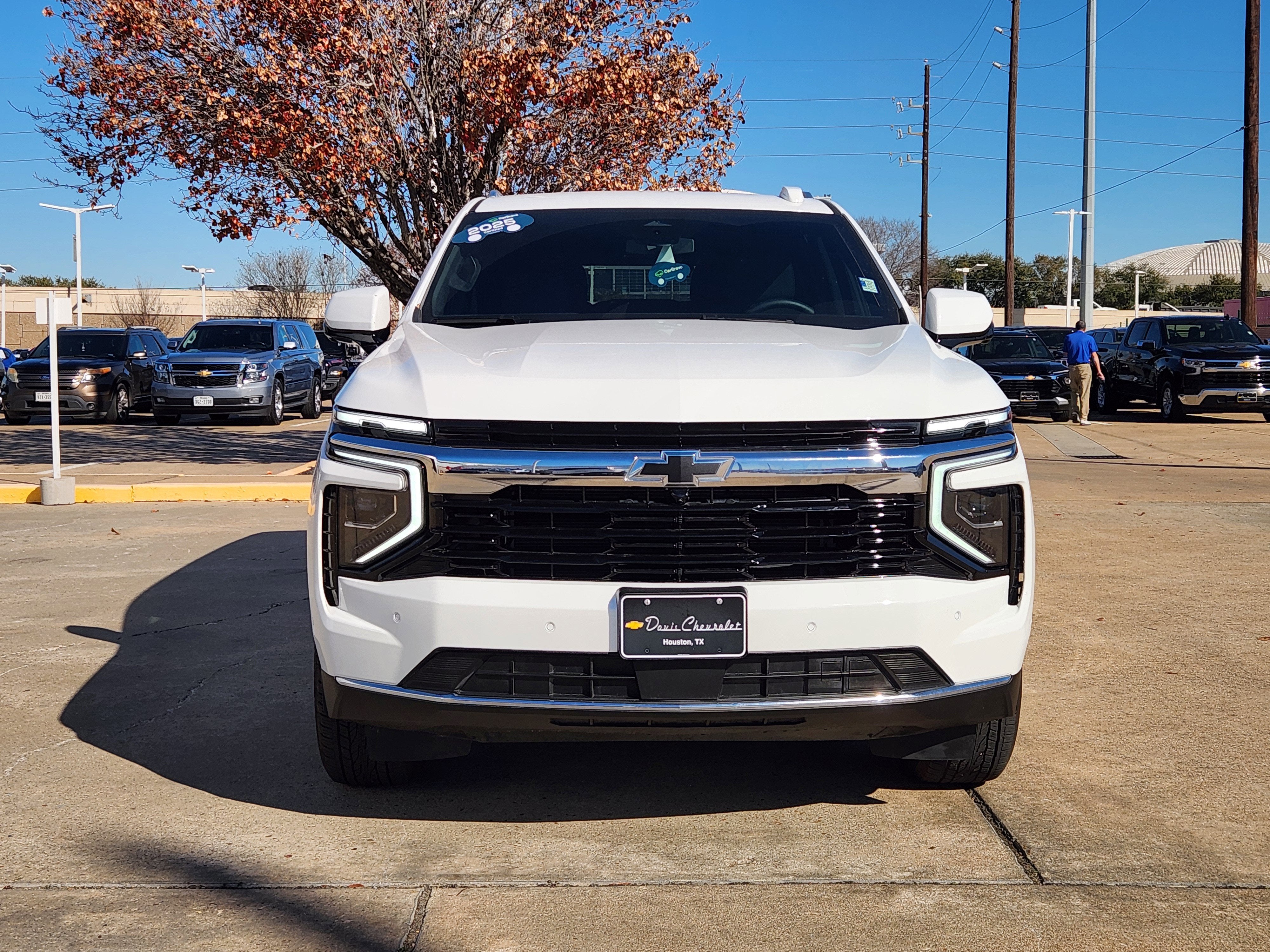 2025 Chevrolet Tahoe LS