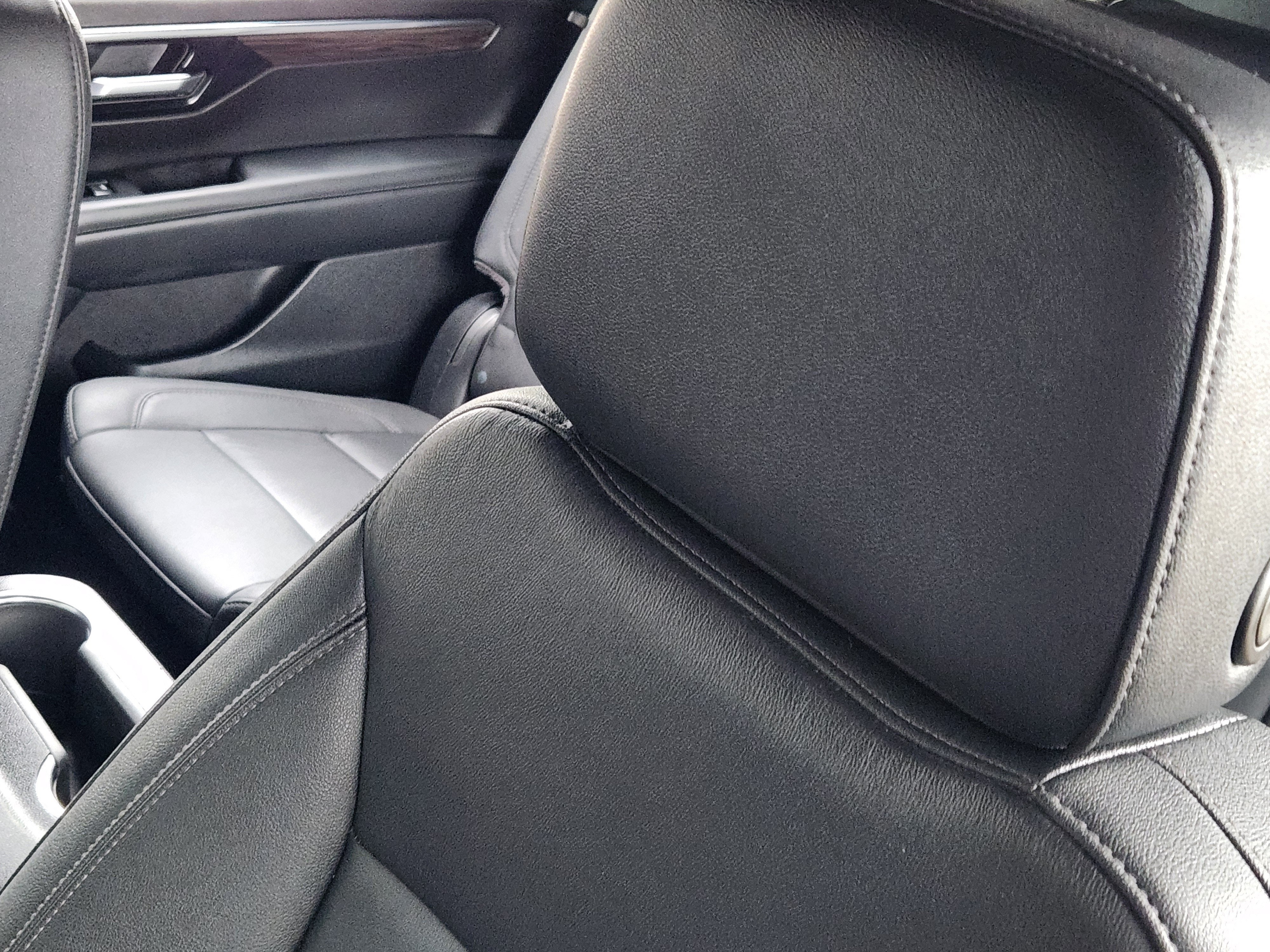 2025 Chevrolet Tahoe LT - Photo 13