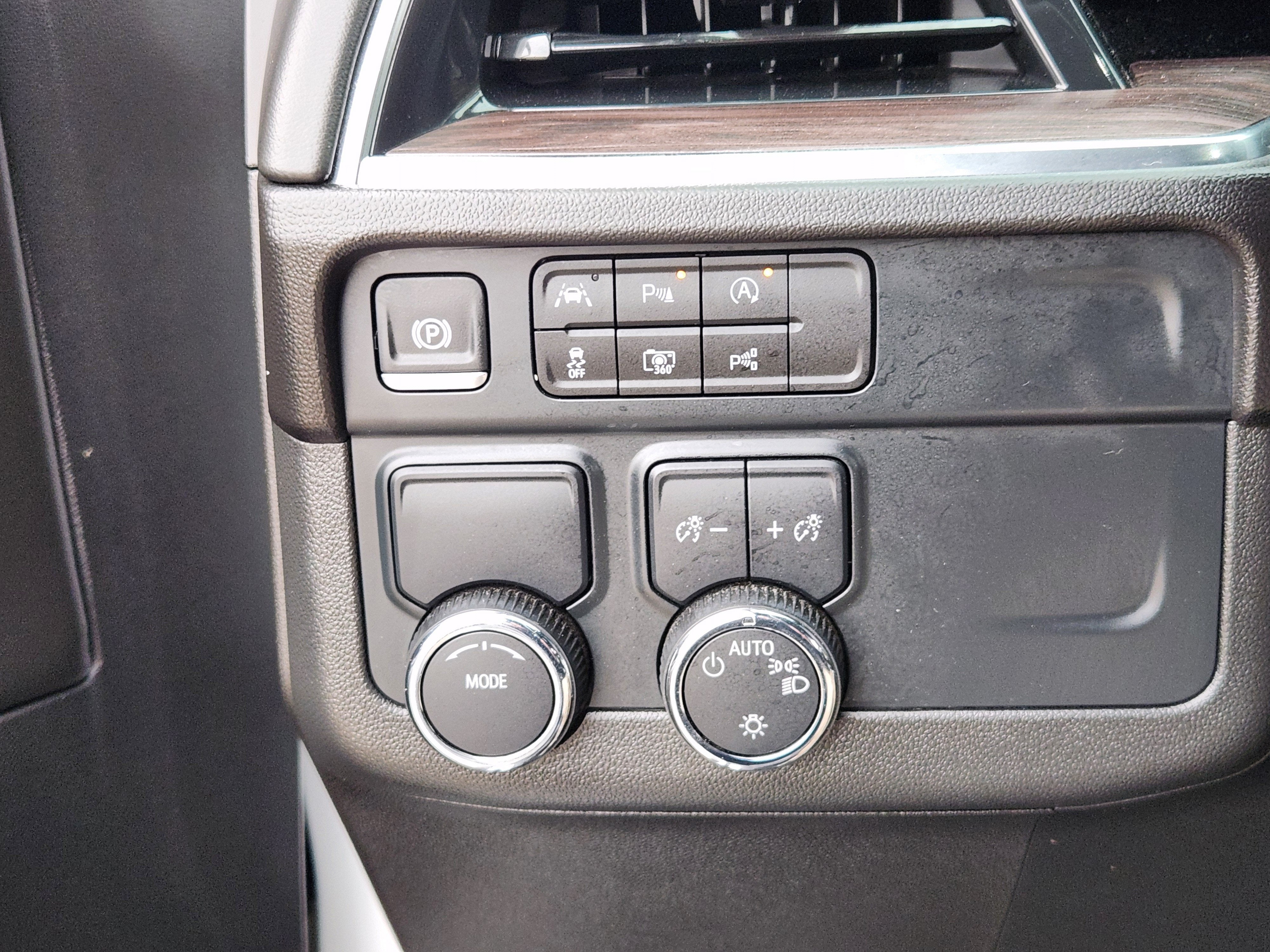2025 Chevrolet Tahoe LT - Photo 19