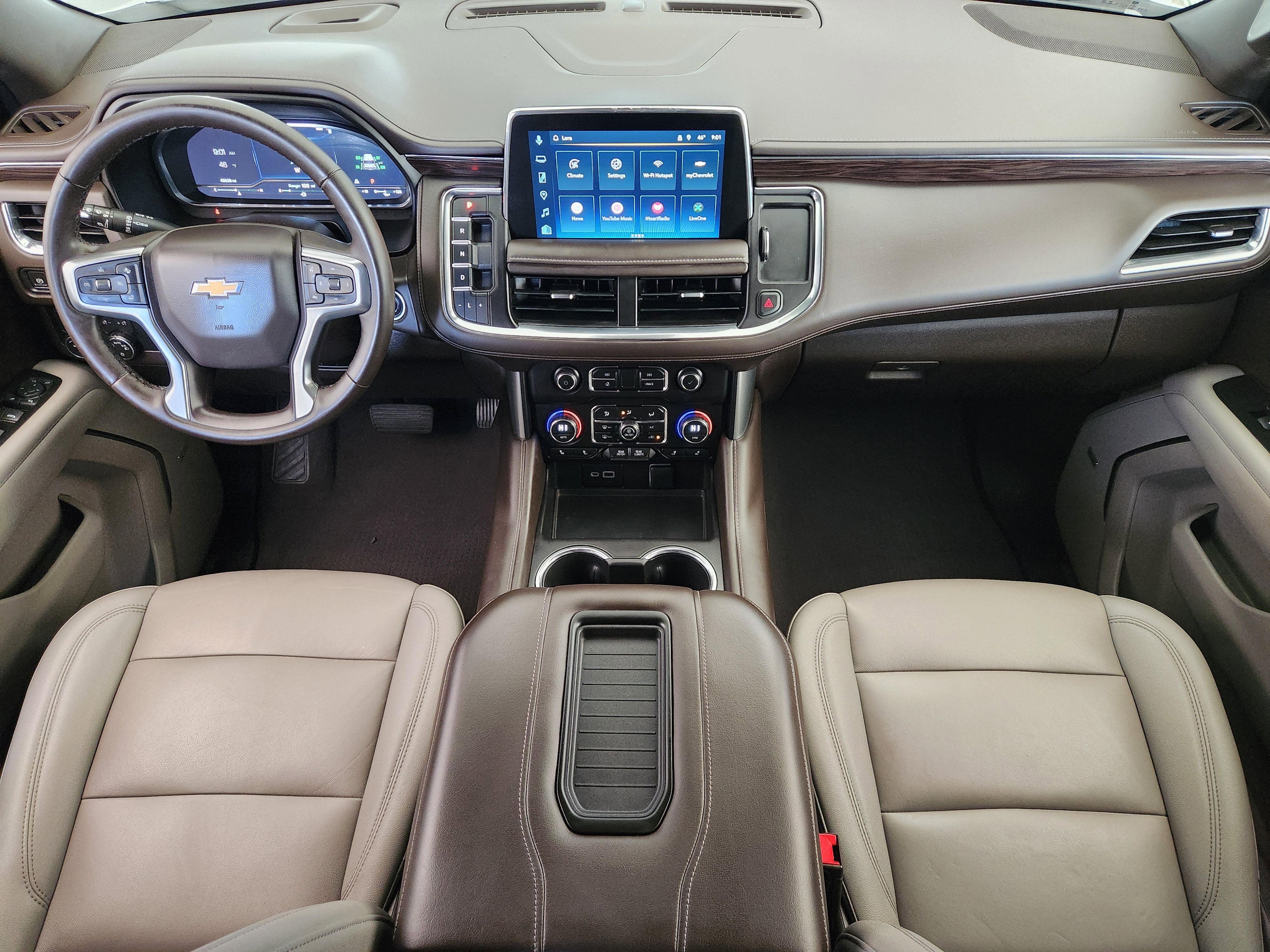 2023 Chevrolet Suburban LT