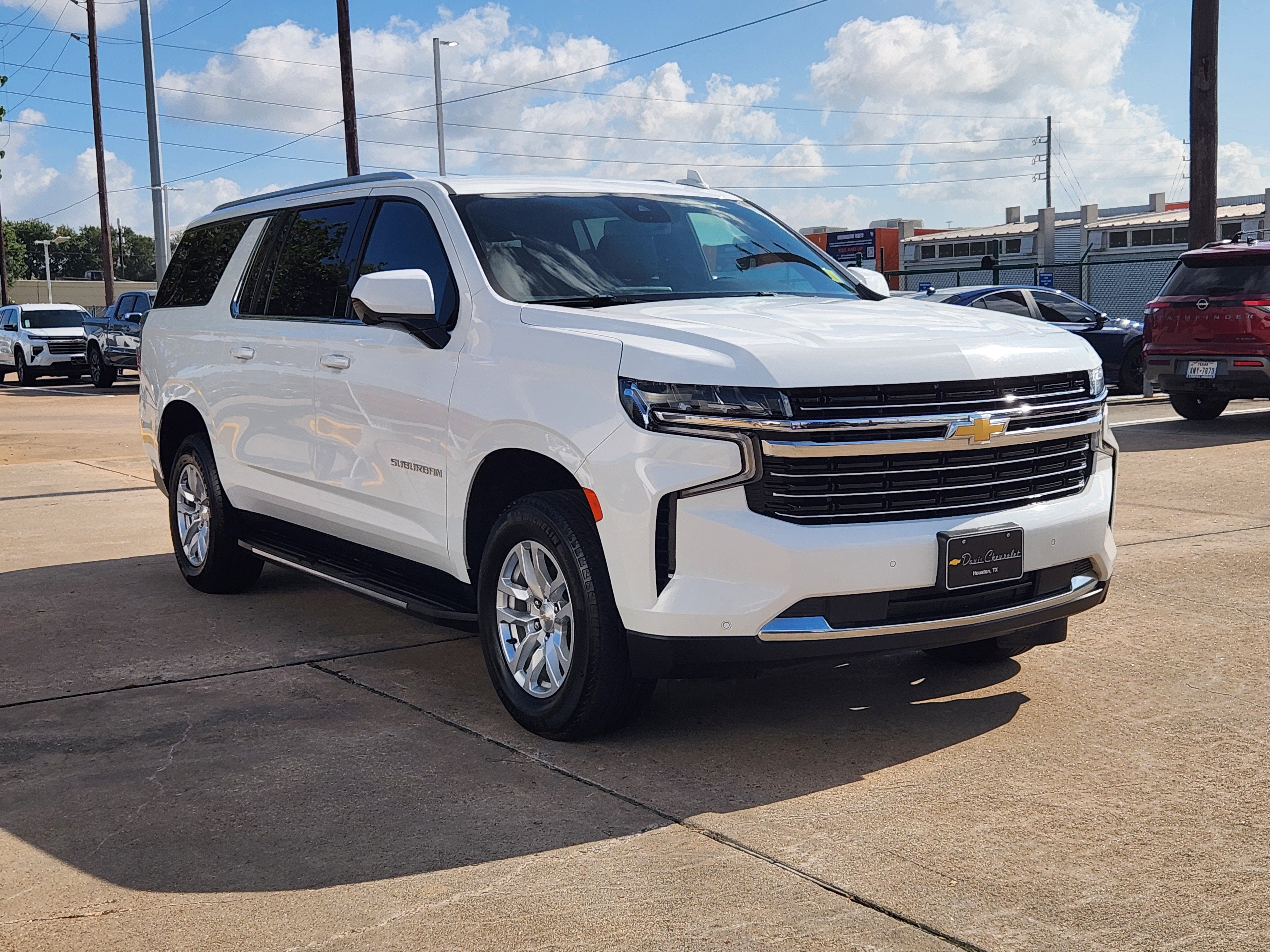 2024 Chevrolet Suburban LT