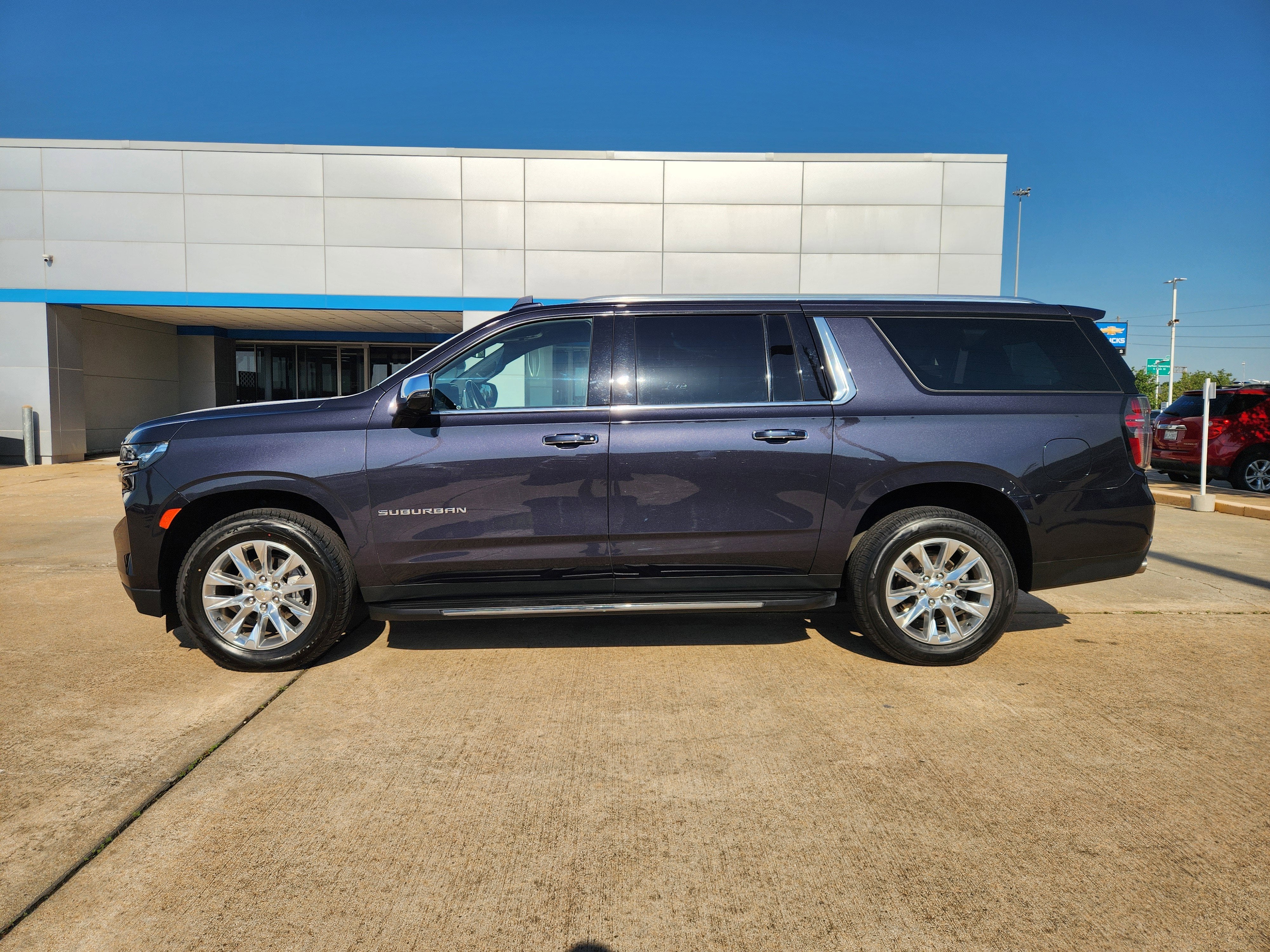 2023 Chevrolet Suburban Premier