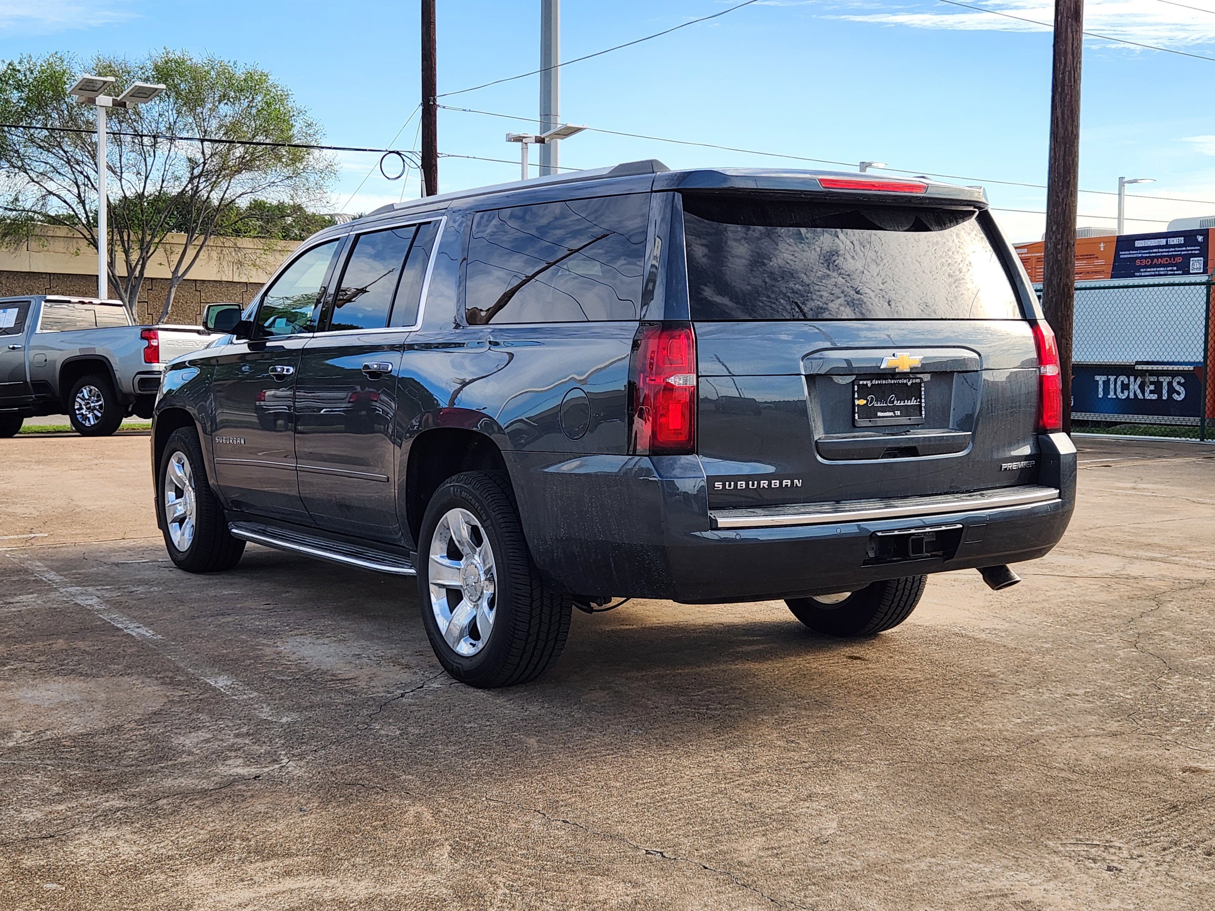 2019 Chevrolet Suburban Premier